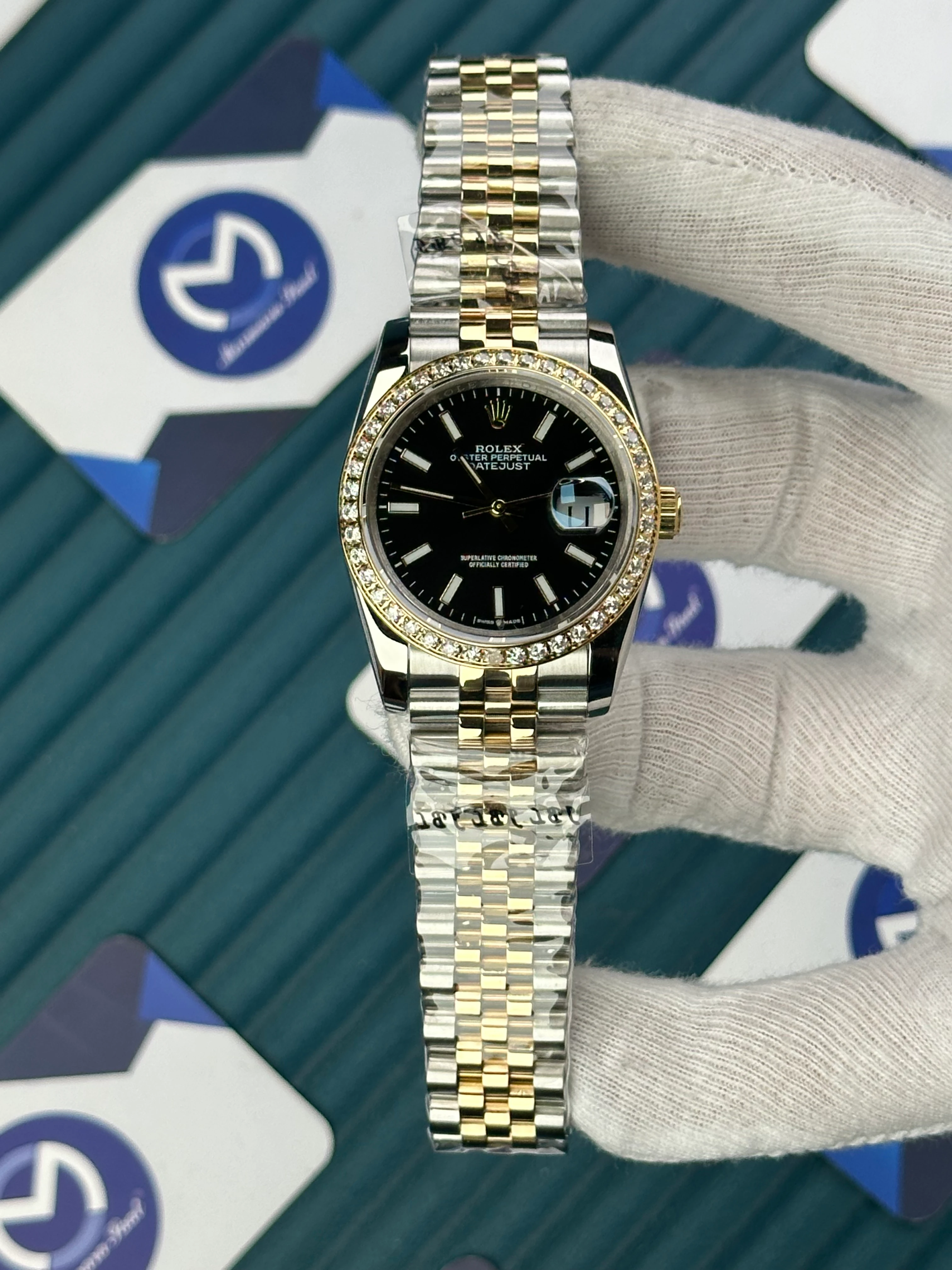 ROLEX 36 MM DATEJUST BLACK DIAL ROD INDEX DIAMOND BEZEL GOLD-SILVER JUBILE 