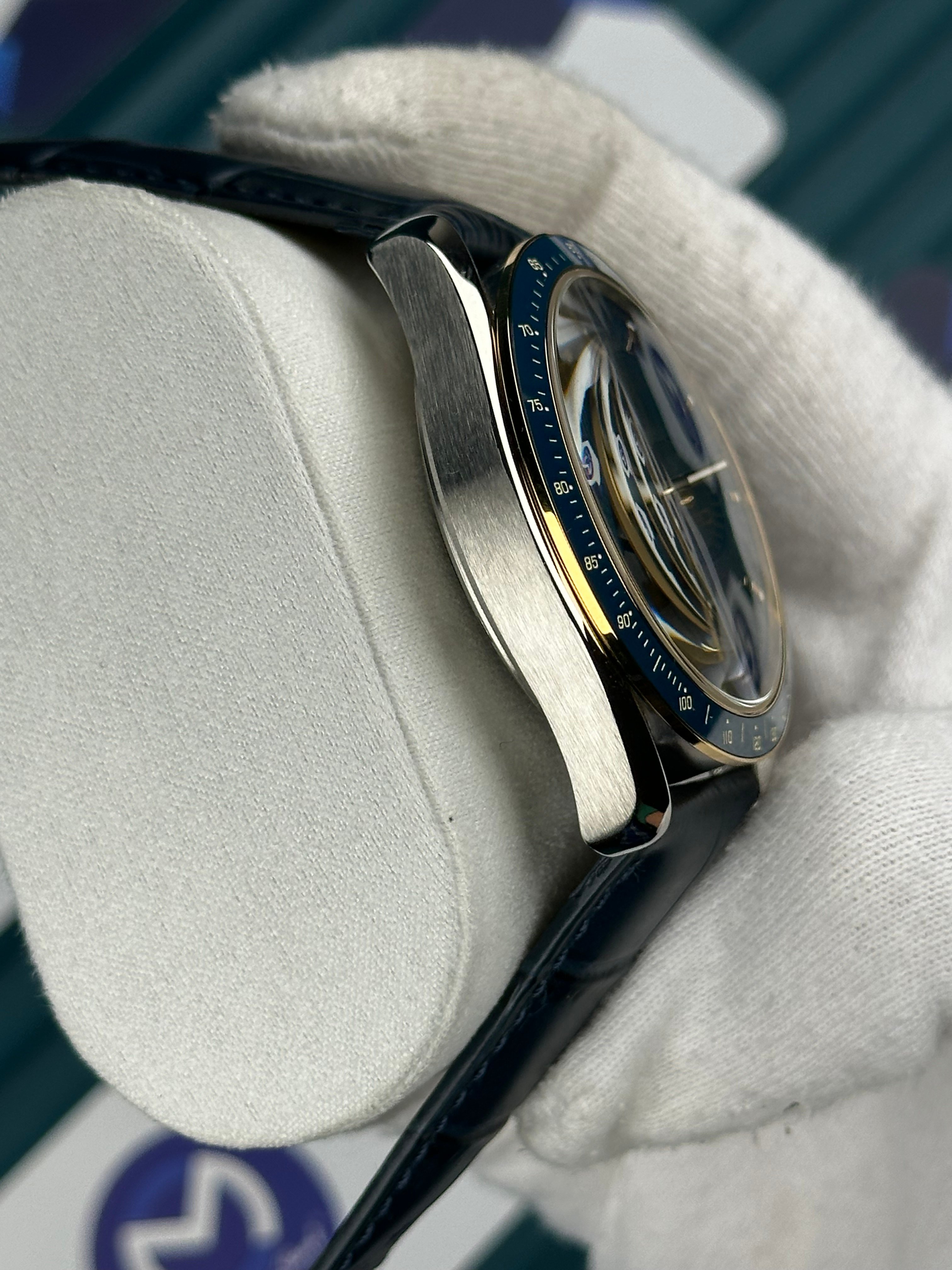 Omega Eyes On The Moon Chronograph Desenli Deri Kordon