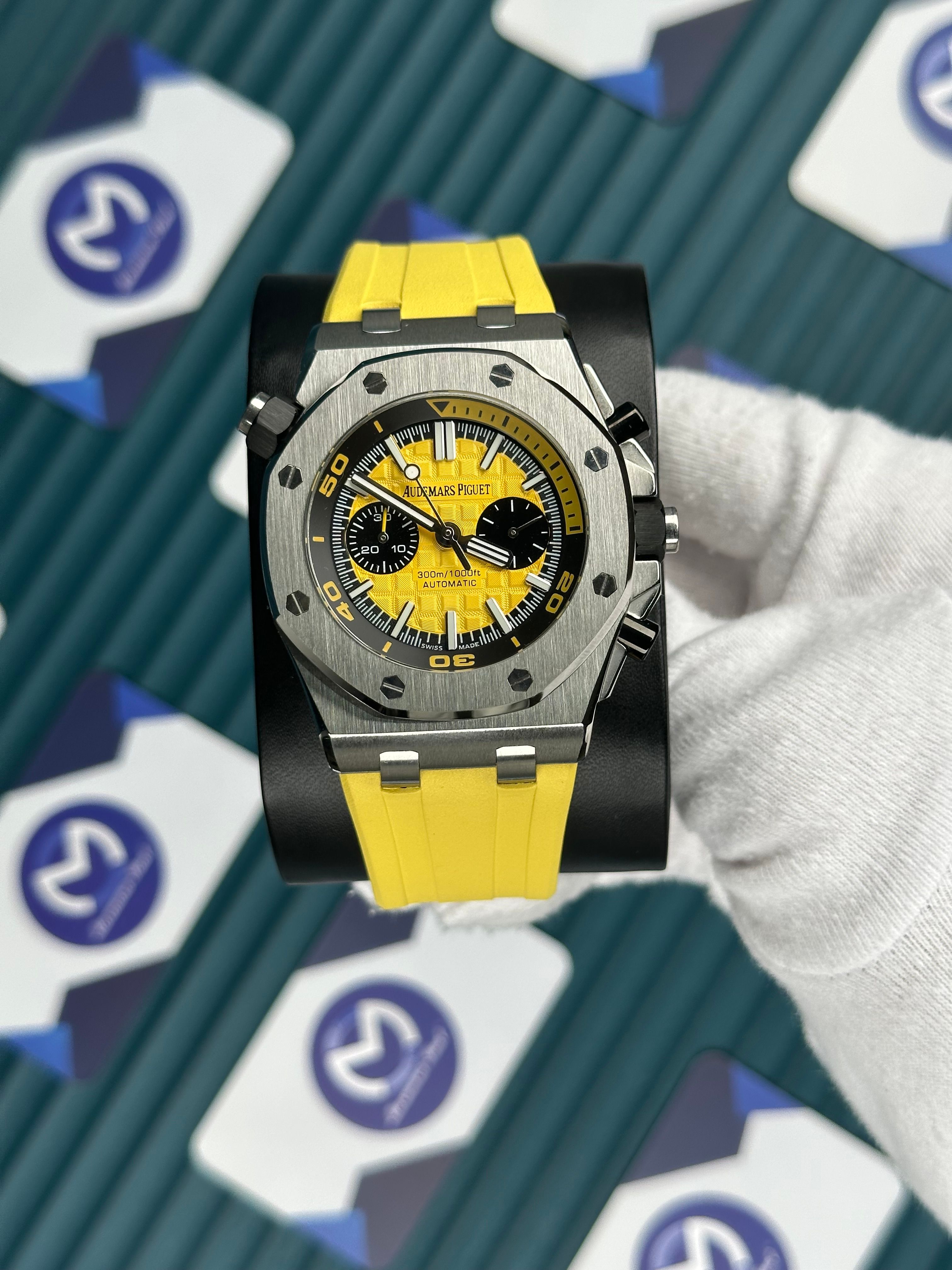 Audemars Piguet Royal Oak Offshore Diver Sarı Kadran Siyah Chronograph Automatic