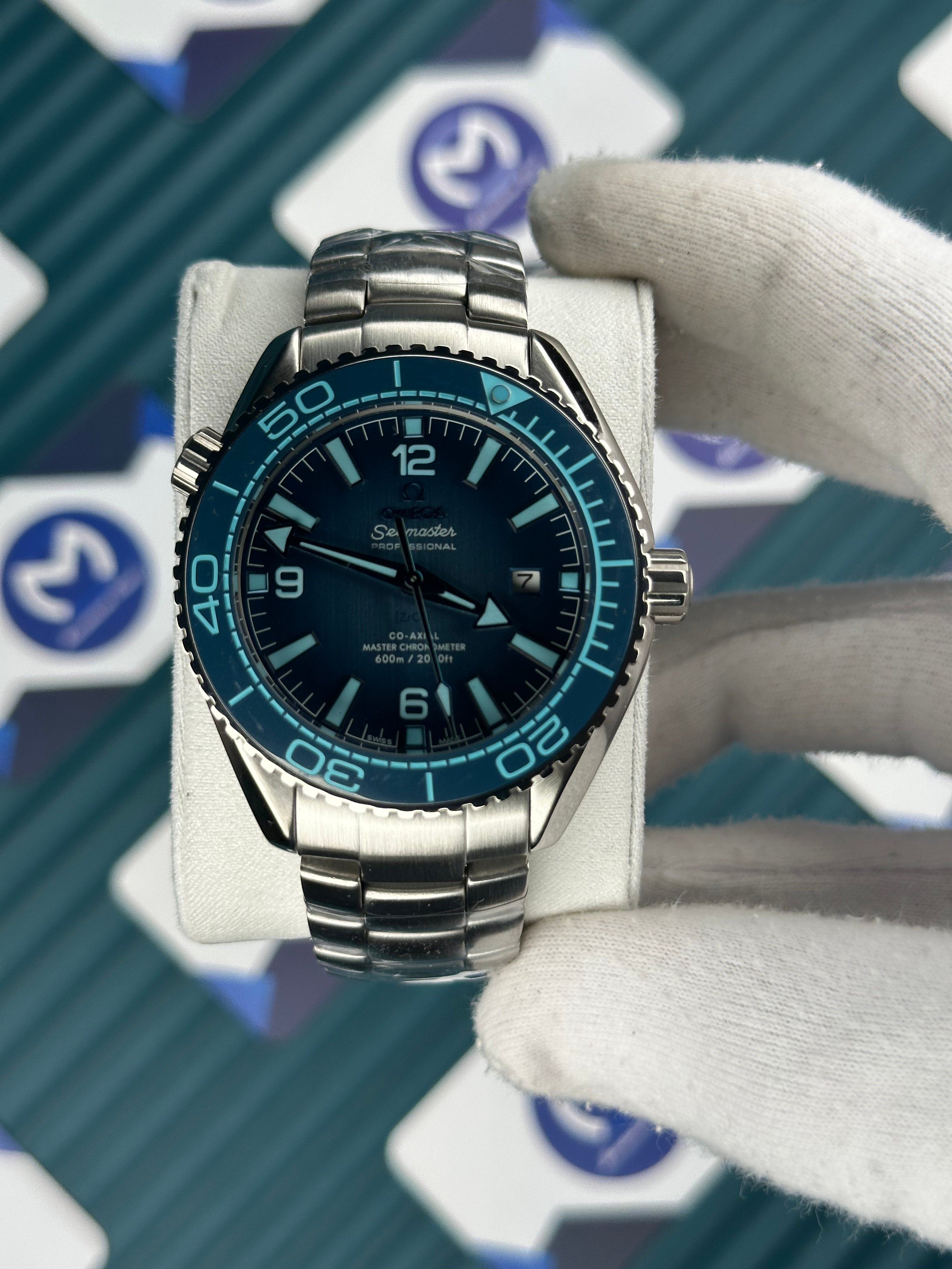 Omega Seamaster Planet Ocean Otomatik Mavi Kadran