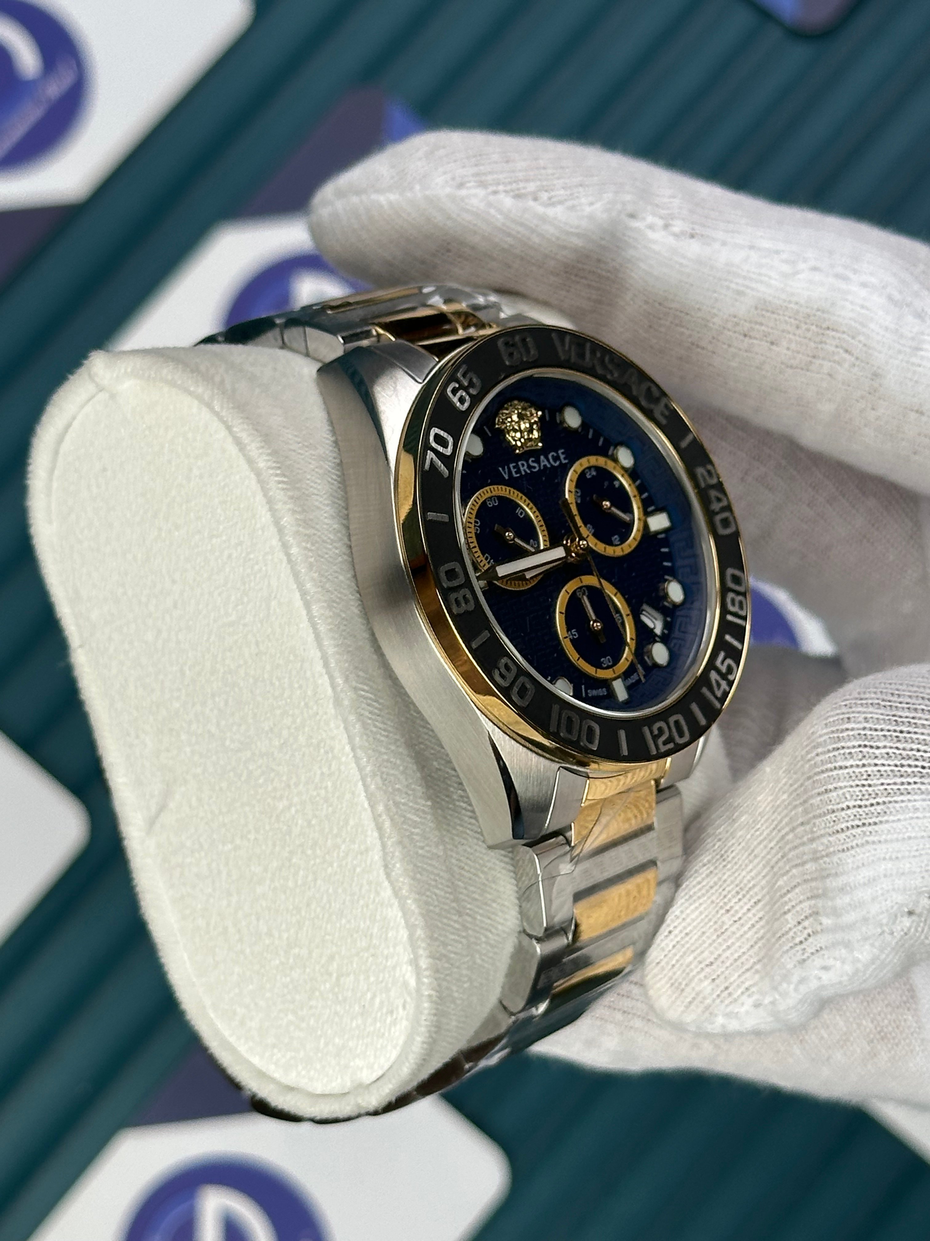 VERSACE BLUE DIAL CHRONOMOMETER NEW SEASON GOLD-SILVER