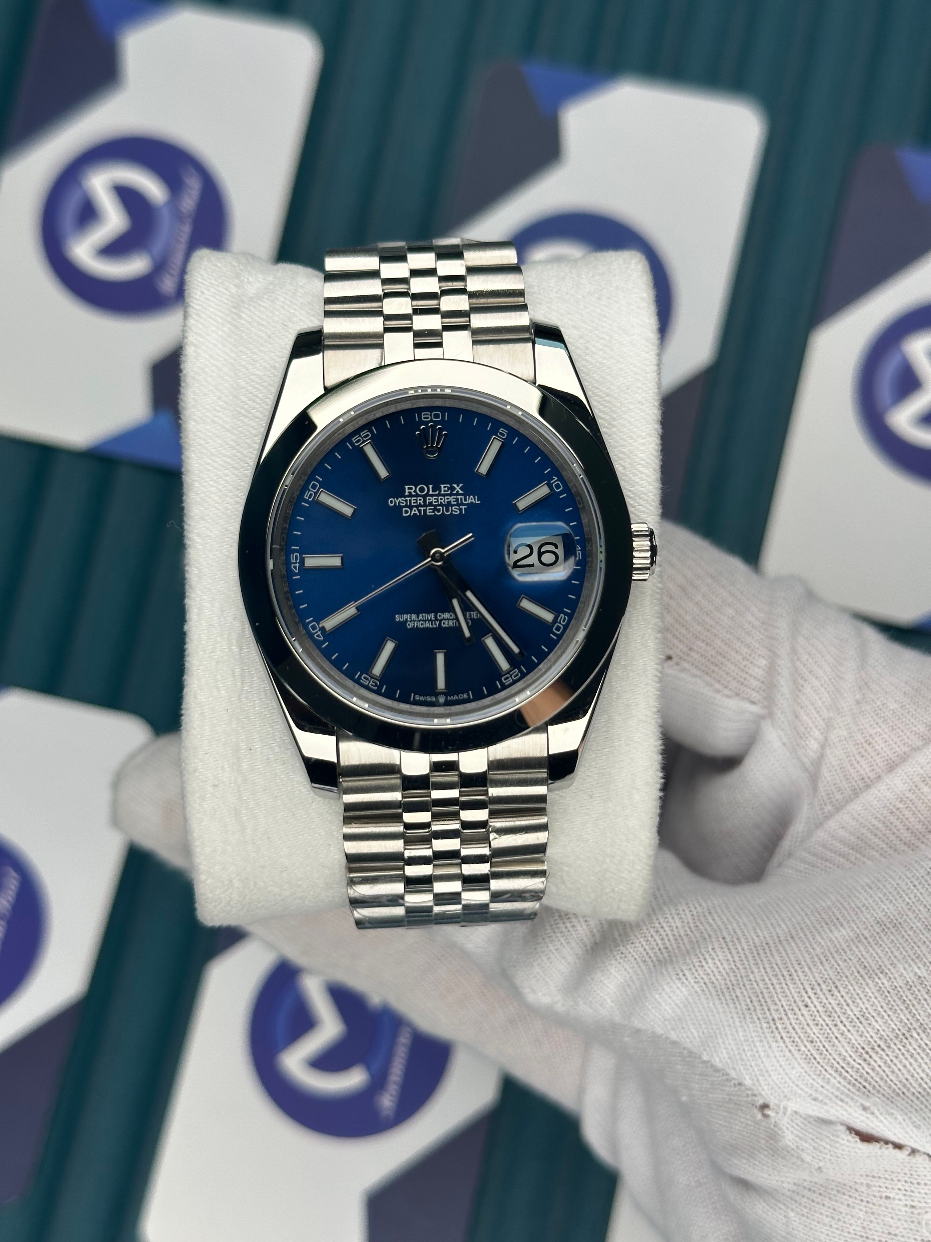 ROLEX DATEJUST BLUE DIAL OVAL BEZEL SILVER JUBILE