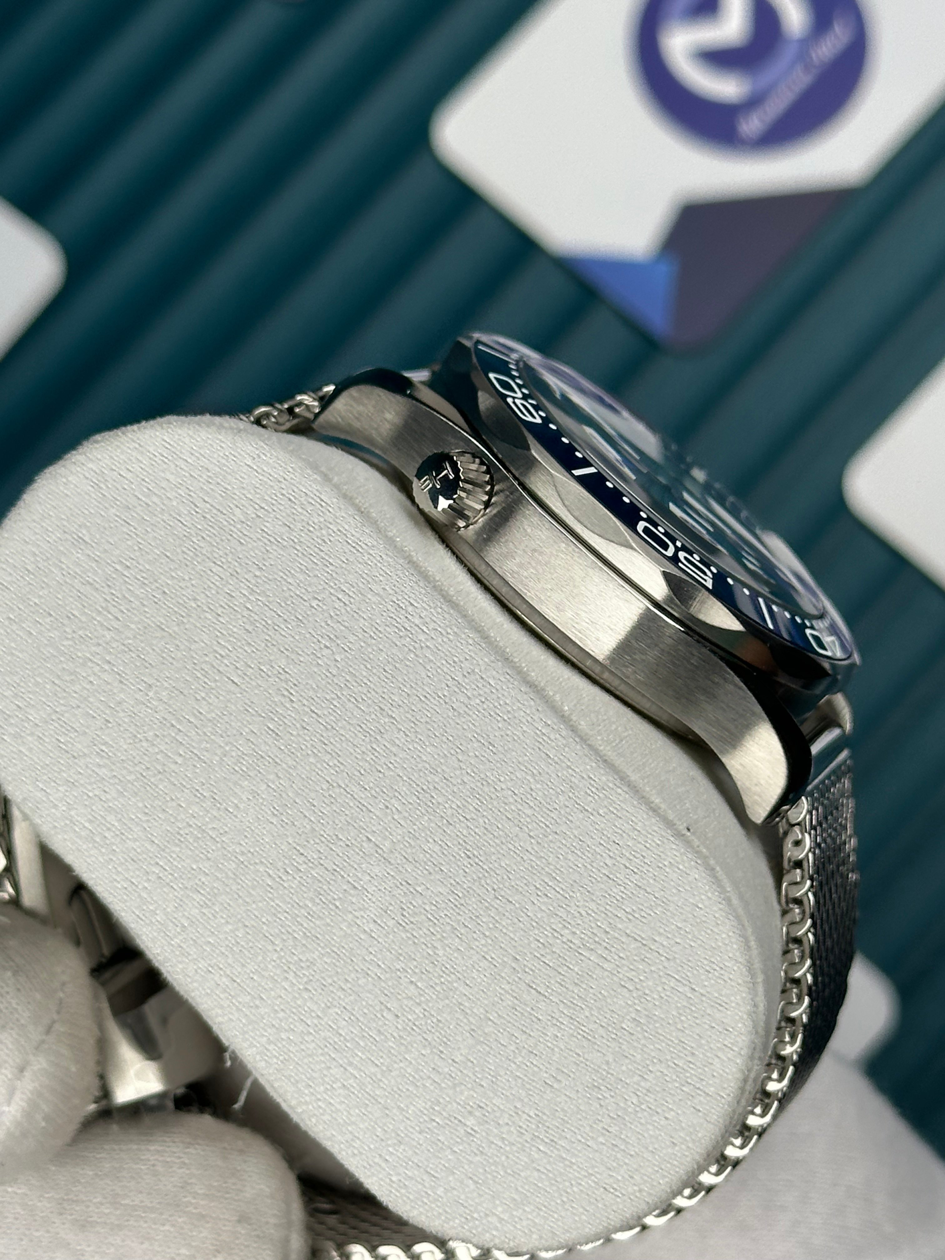 Omega Seamaster Diver 300m James Bond 60th Anniversary Mavi 