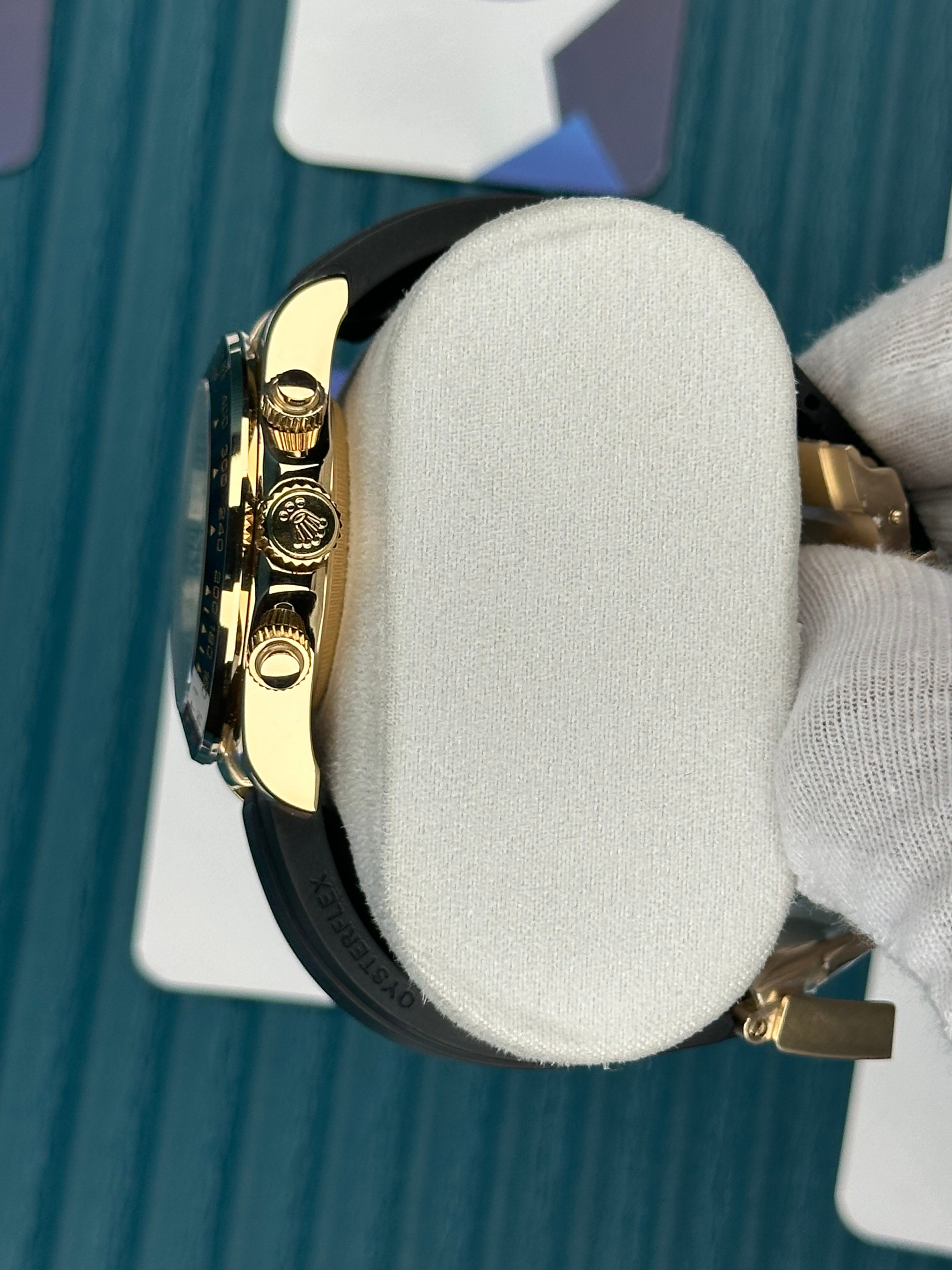 ROLEX DAYTONA GREEN DIAL GOLD CASE OYSTERFLEX