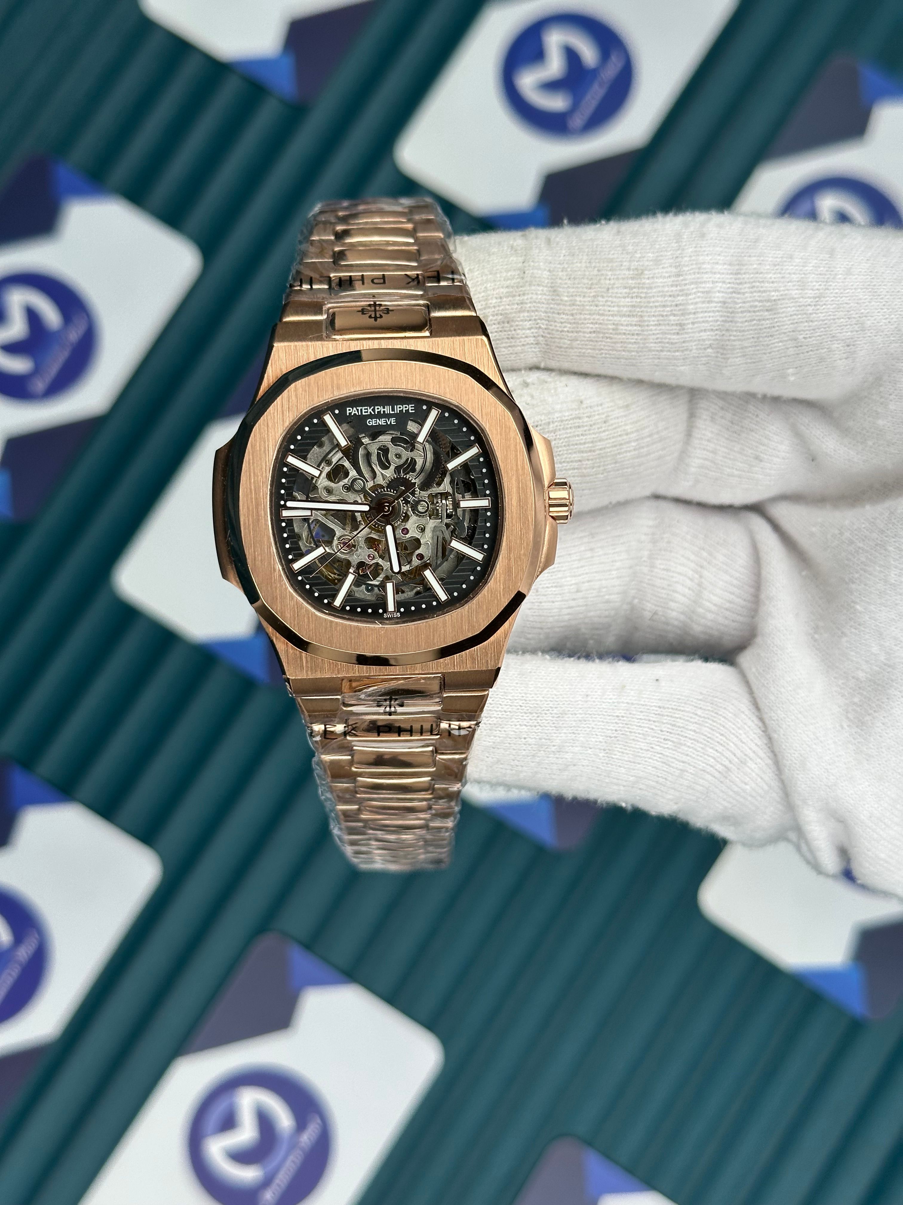 Patek Philippe Rose Gold Nautilus Siyah İskelet