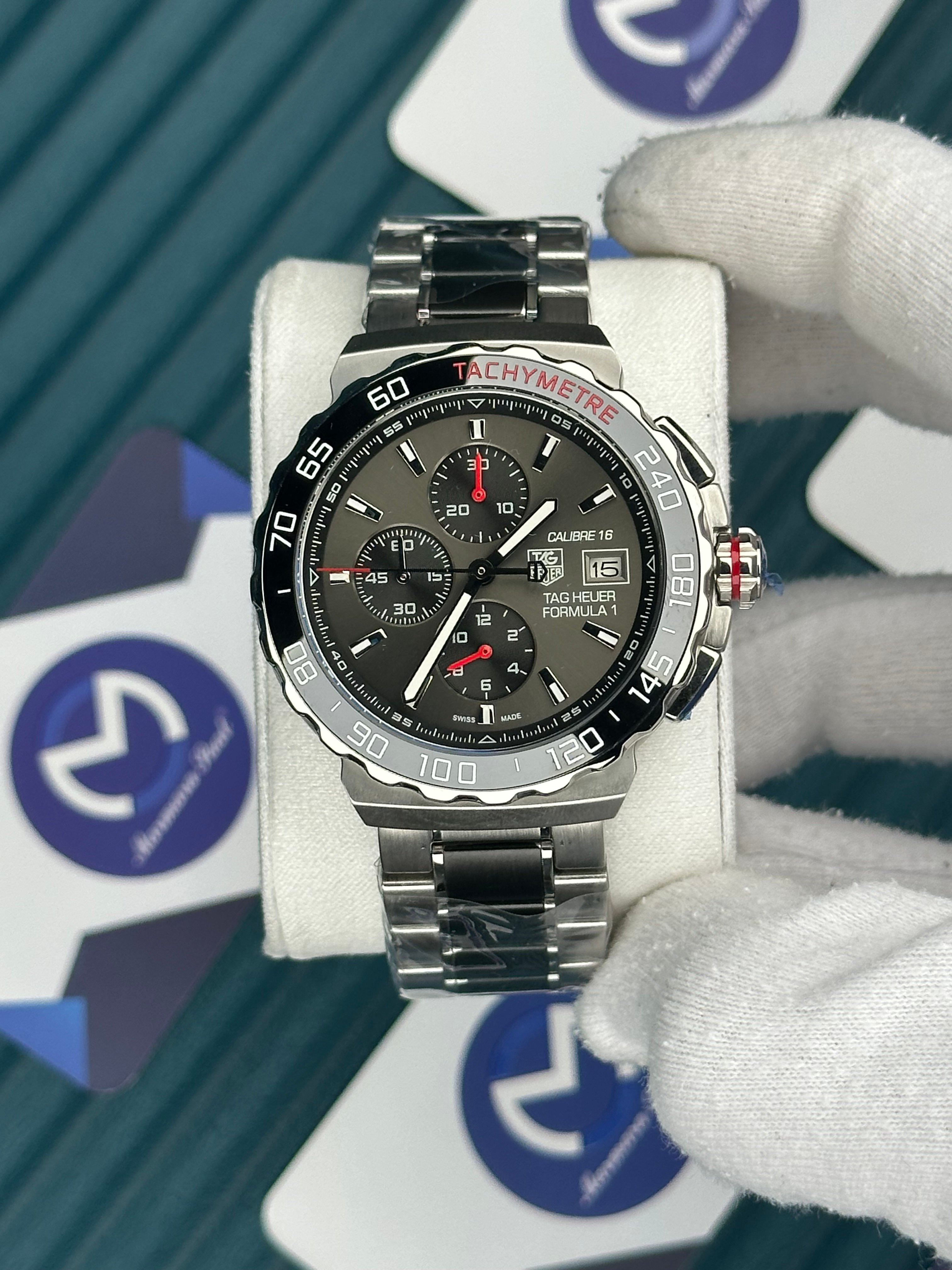 Tagheuer Formula 1 Calibre 16 Tachymetre Gri Kadran 