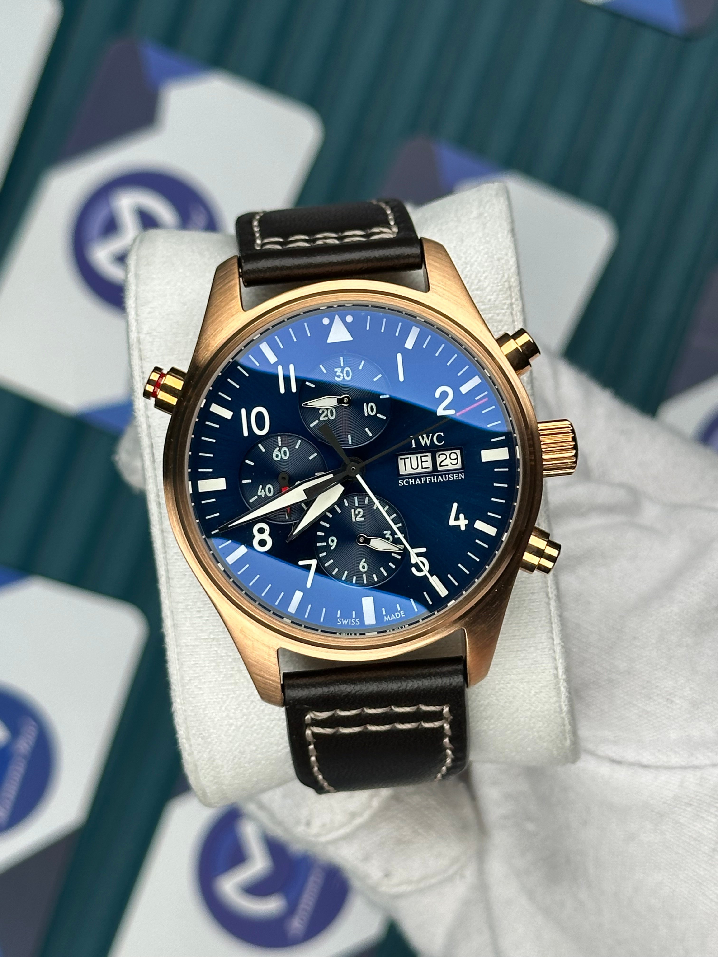 IWC Kahverengi Deri Kordon Mavi Fonksiyonlu Kadran
