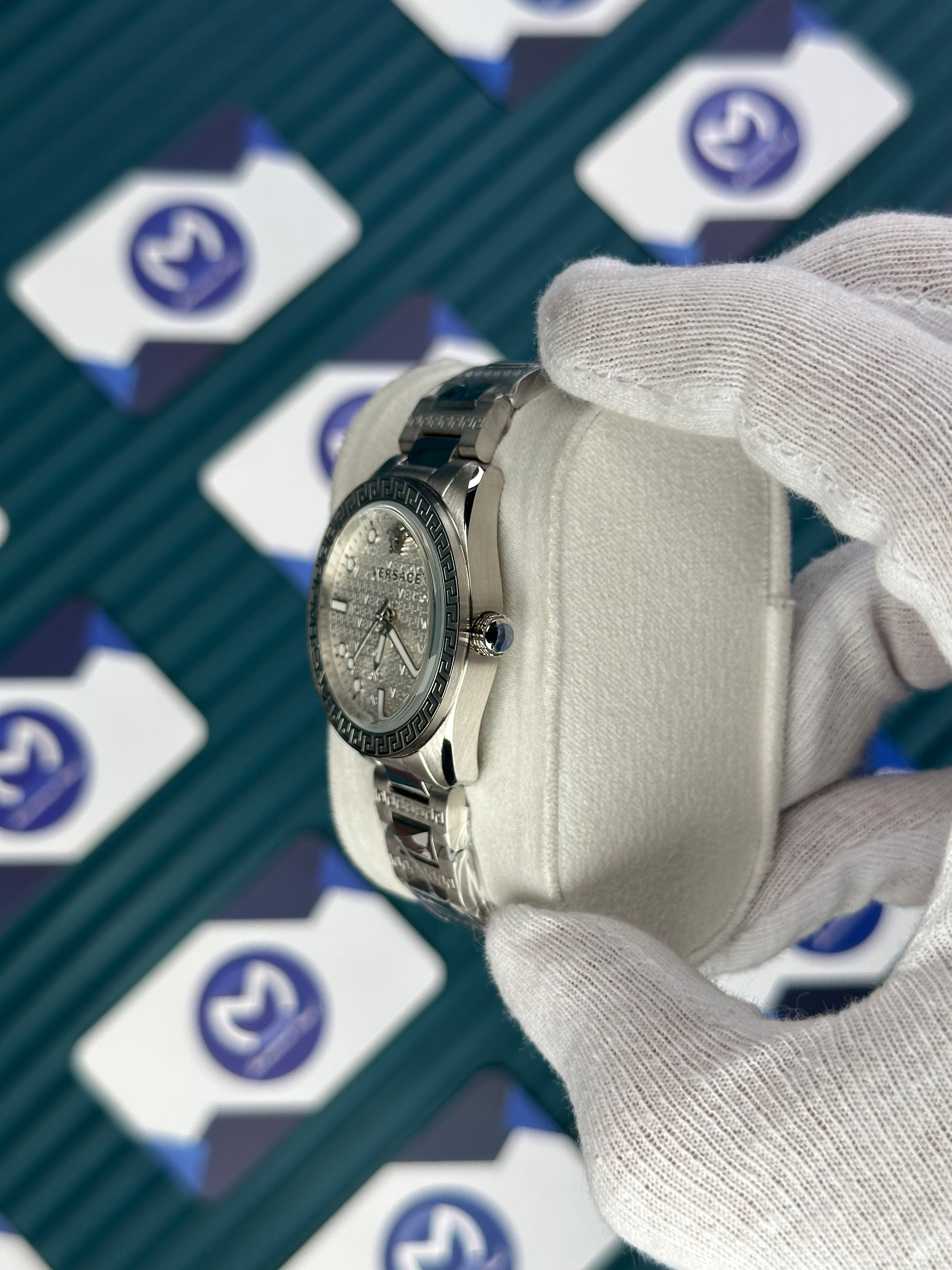 VERSACE 36 WHITE DIAL SILVER CORD 