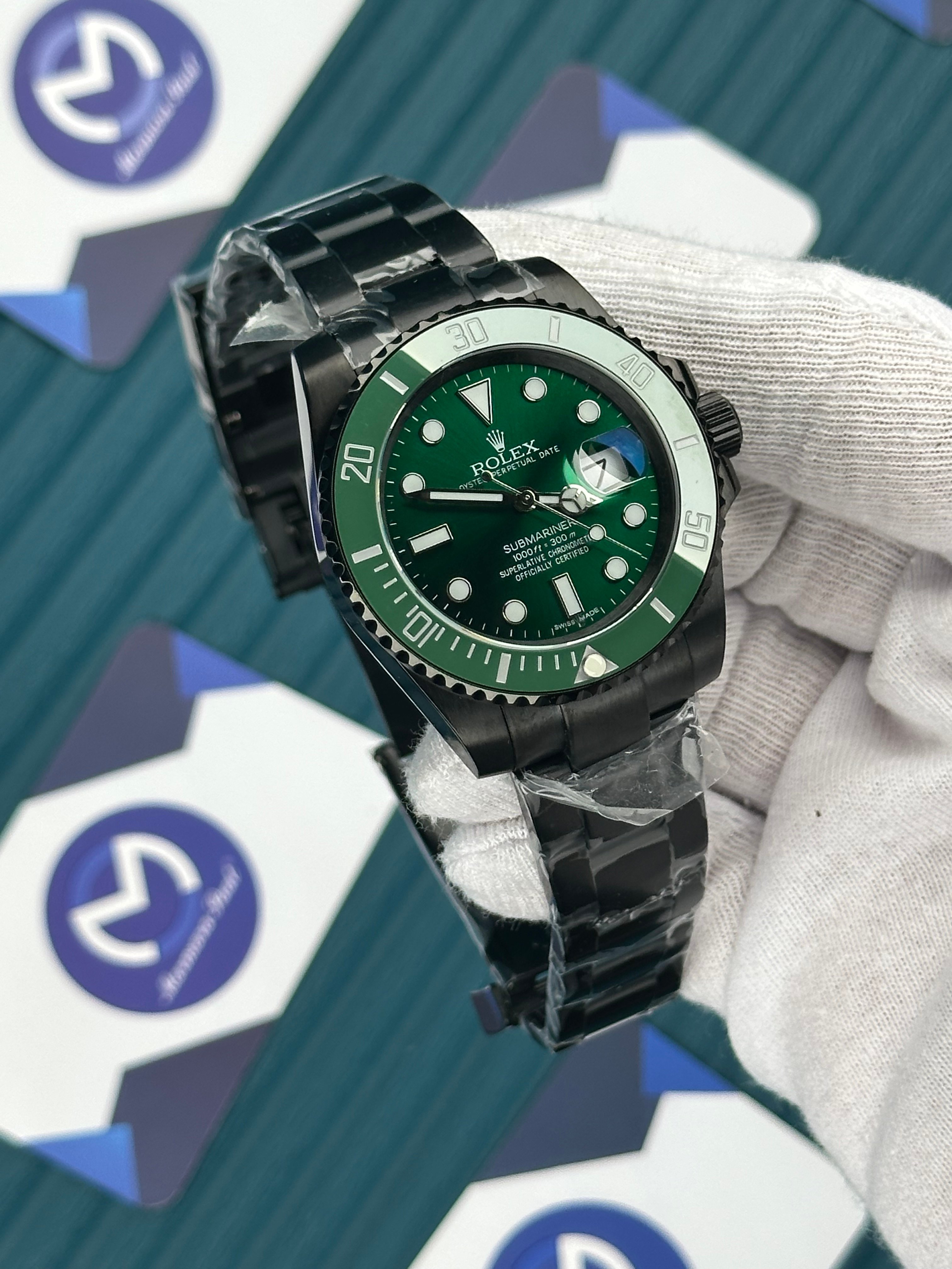 ROLEX SUBMARINER GREEN DIAL BLACK OYSTER