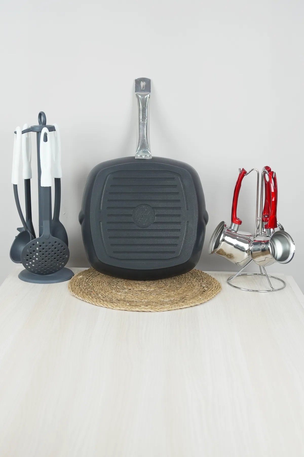  Bonera Titanyum 28cm Izgara Grill Tava - Siyah Gold