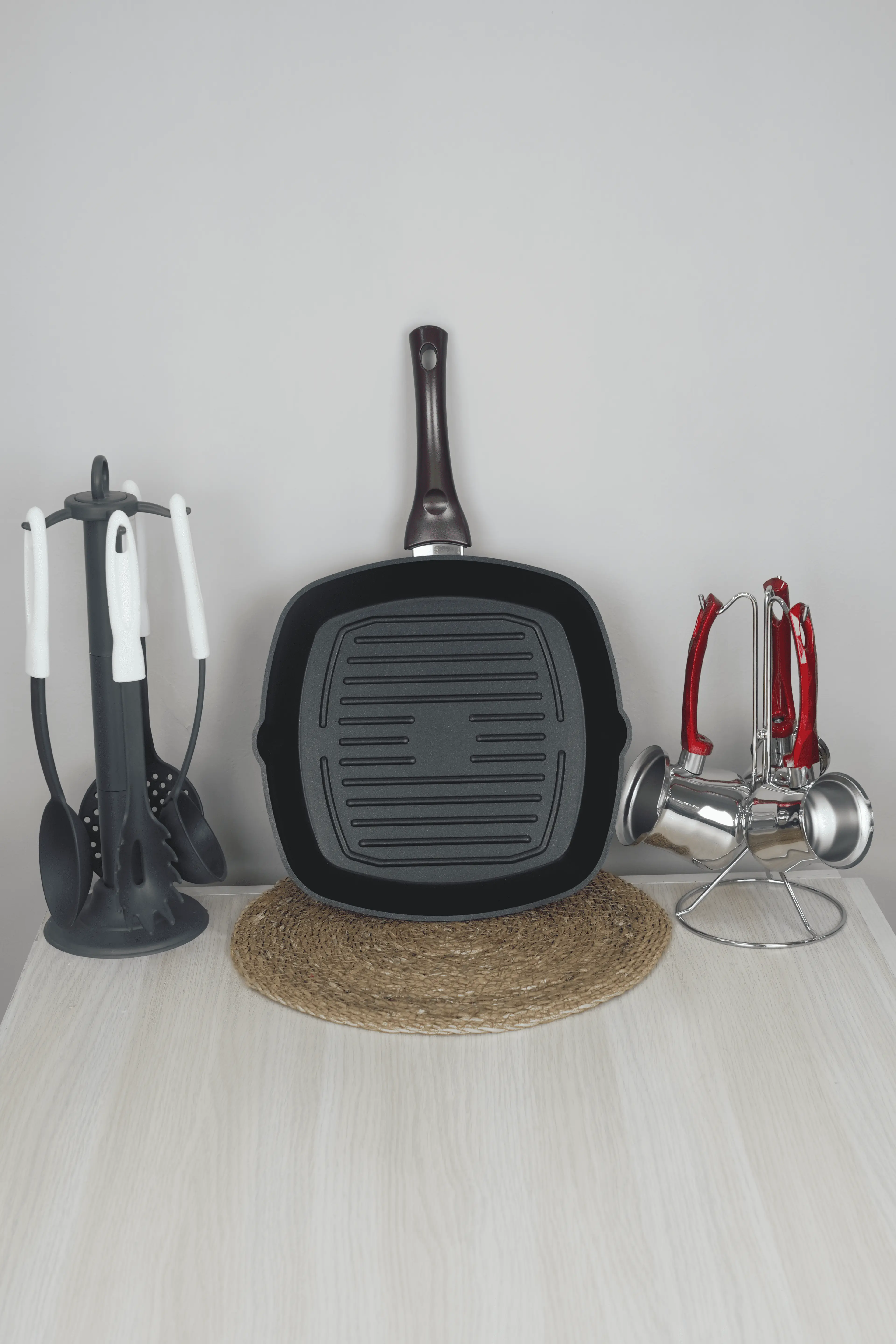 Titanyum Izgara Grill Tava 28 cm -Eflatun