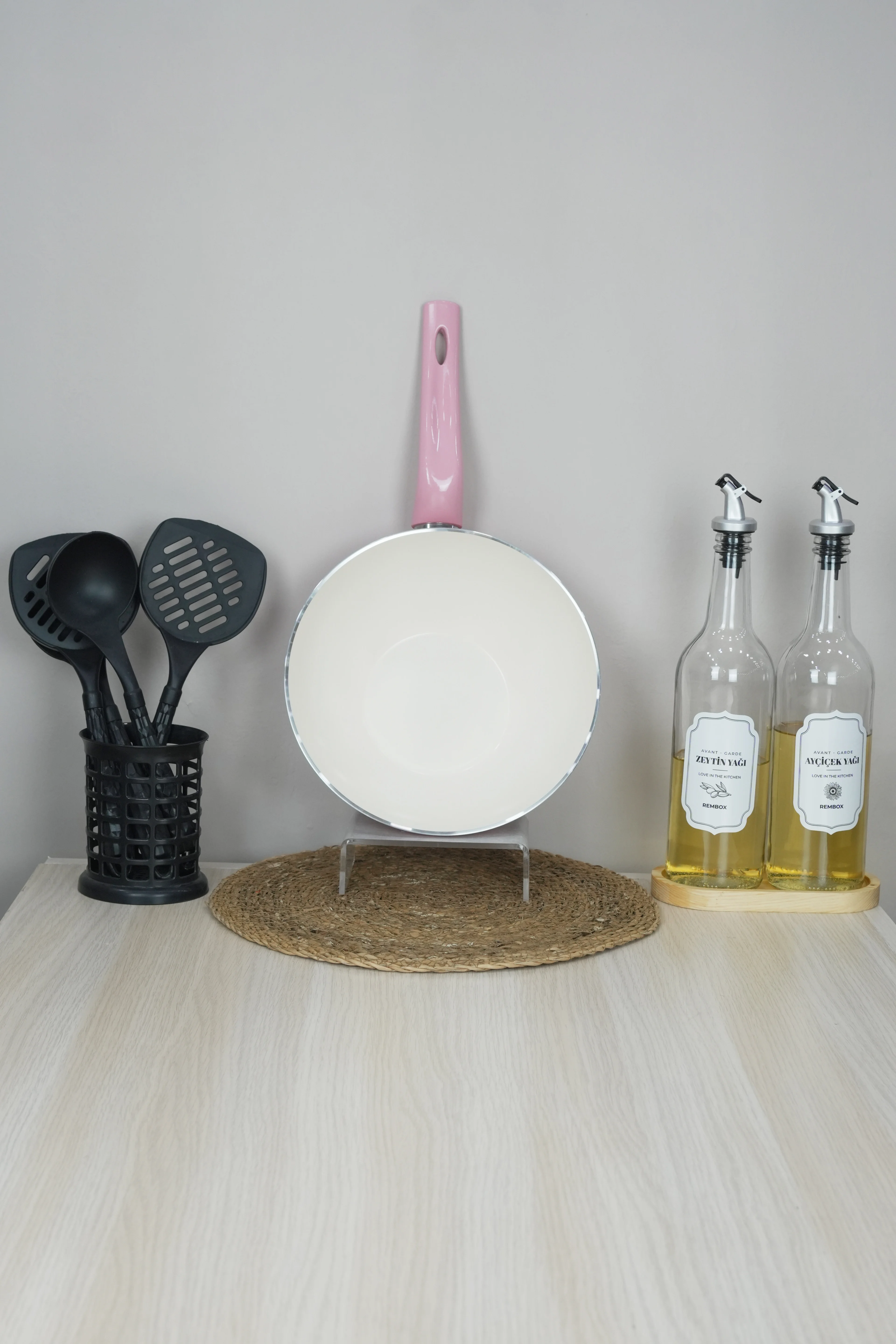 24 Cm Pembe Wok Tava