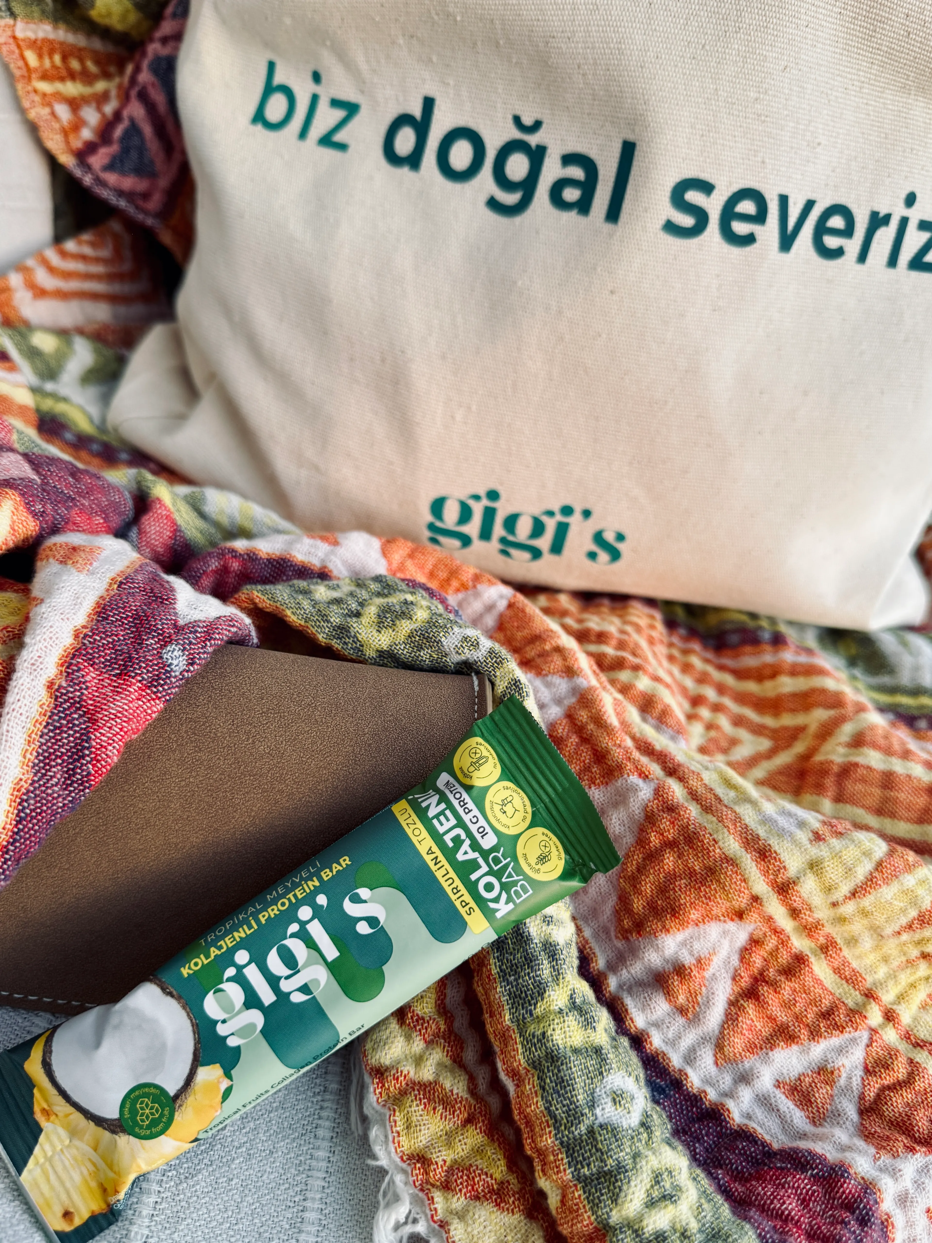 Tropical Fruit Collagen Protein Bar