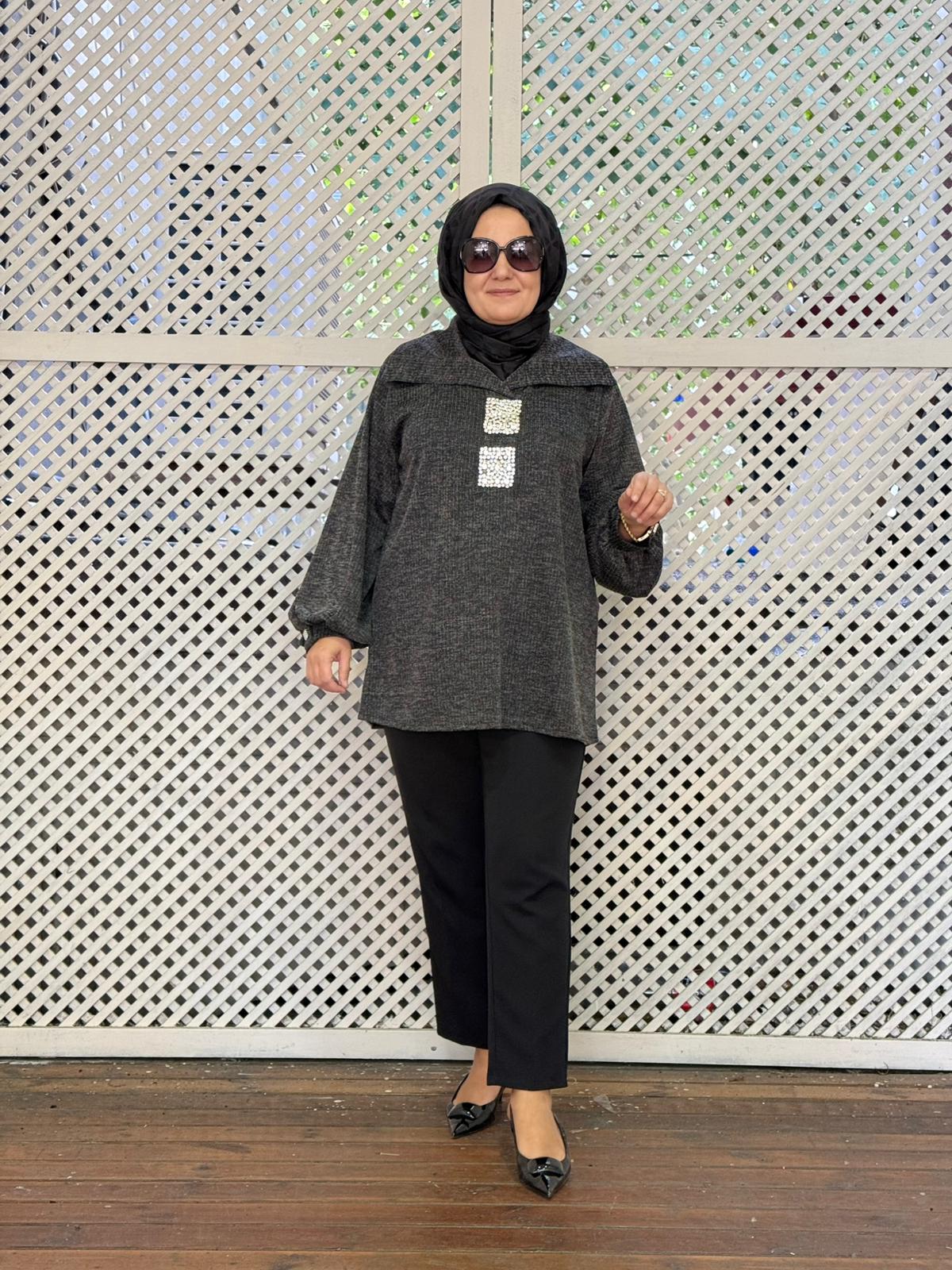 Blok Taş Detaylı Tunik