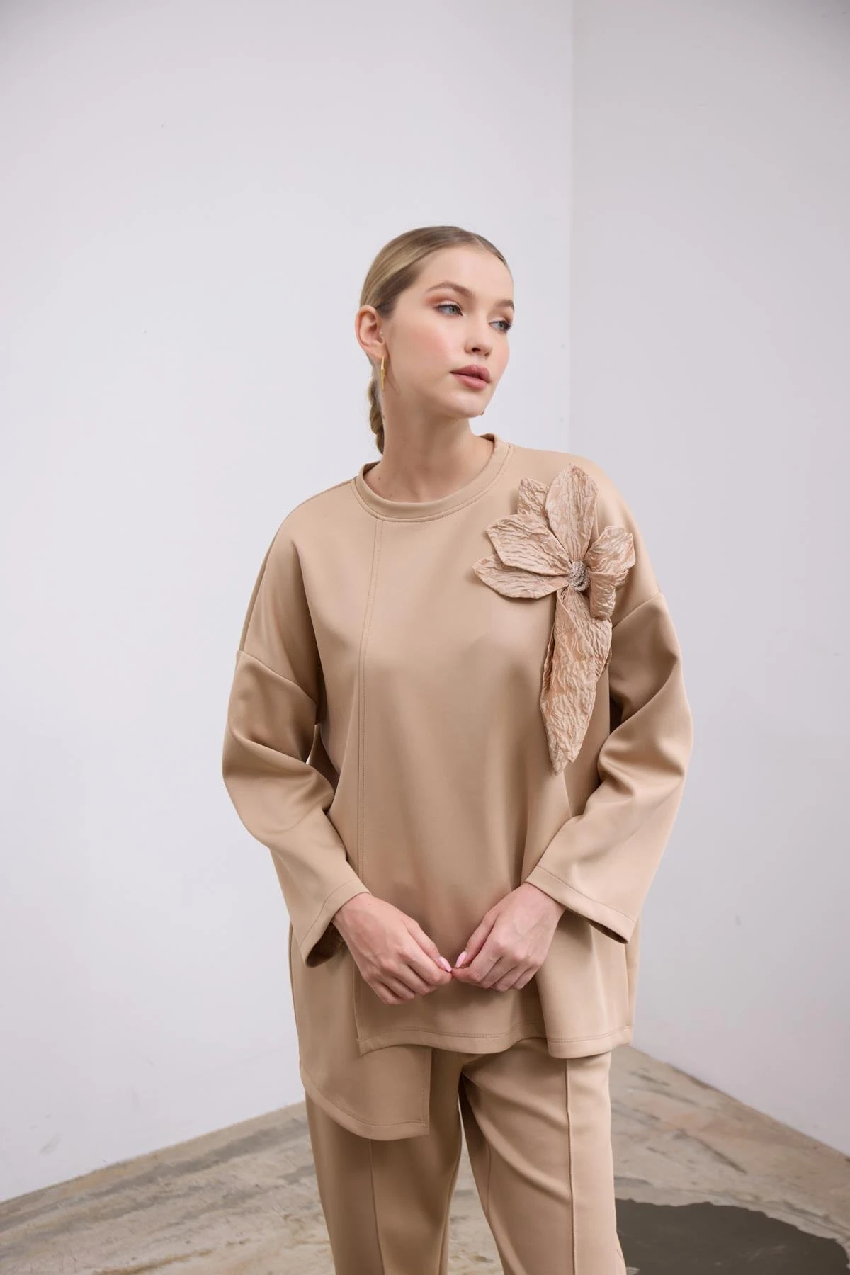 Çiçek Takım-Camel