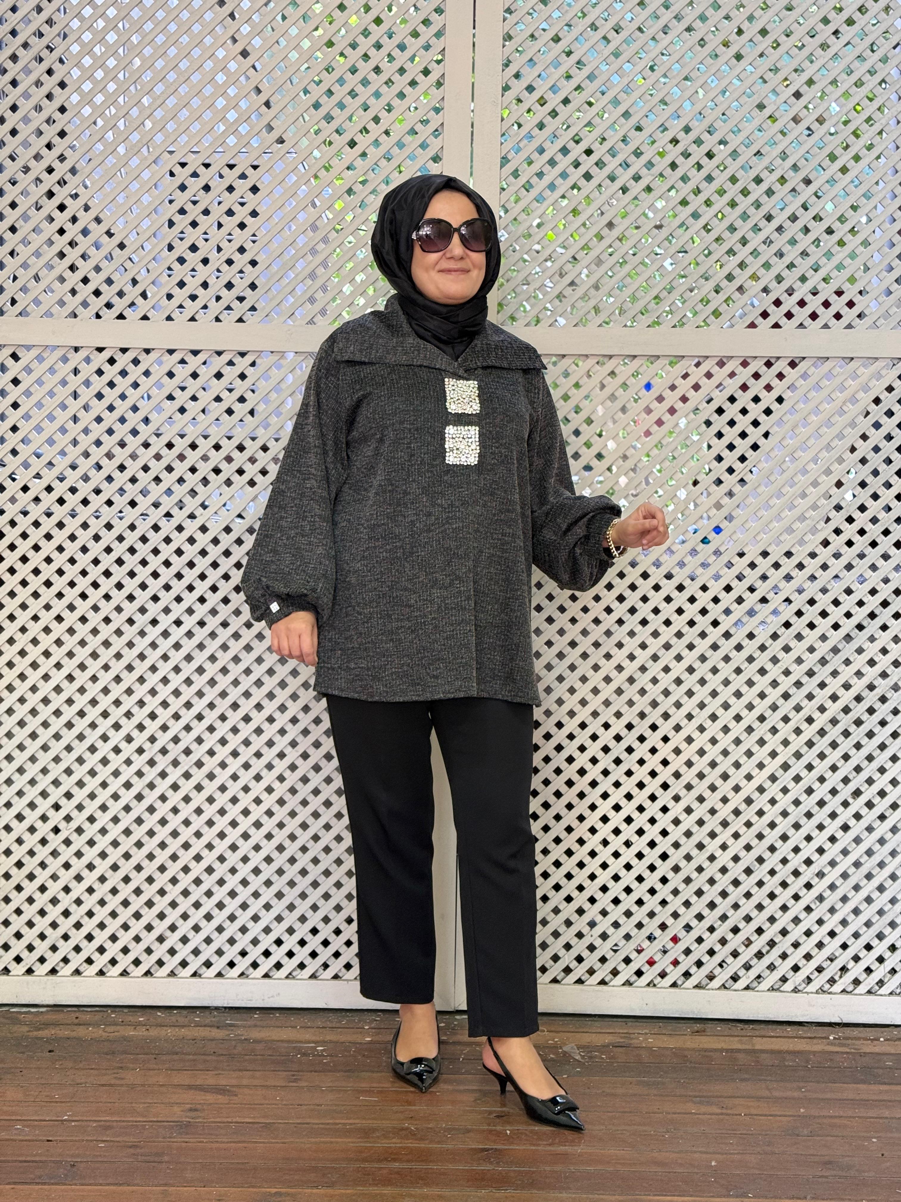 Blok Taş Detaylı Tunik