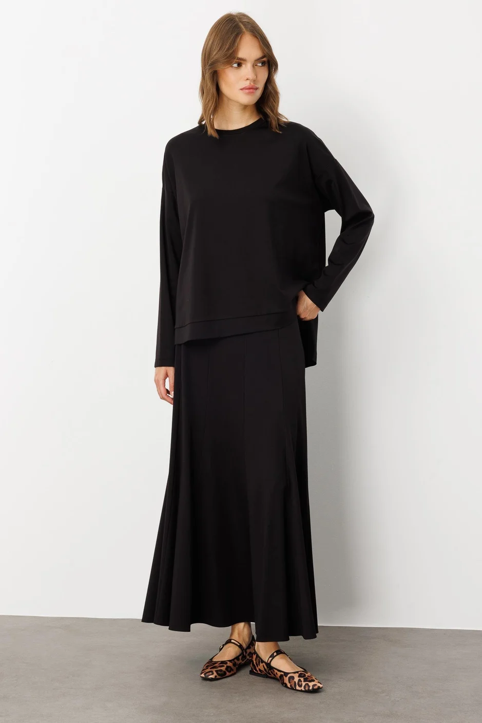 Mybch Örme Ekstra Dökümlü Yumuşak Dokulu Parçalı Etek Kombinli Zamansız Takım