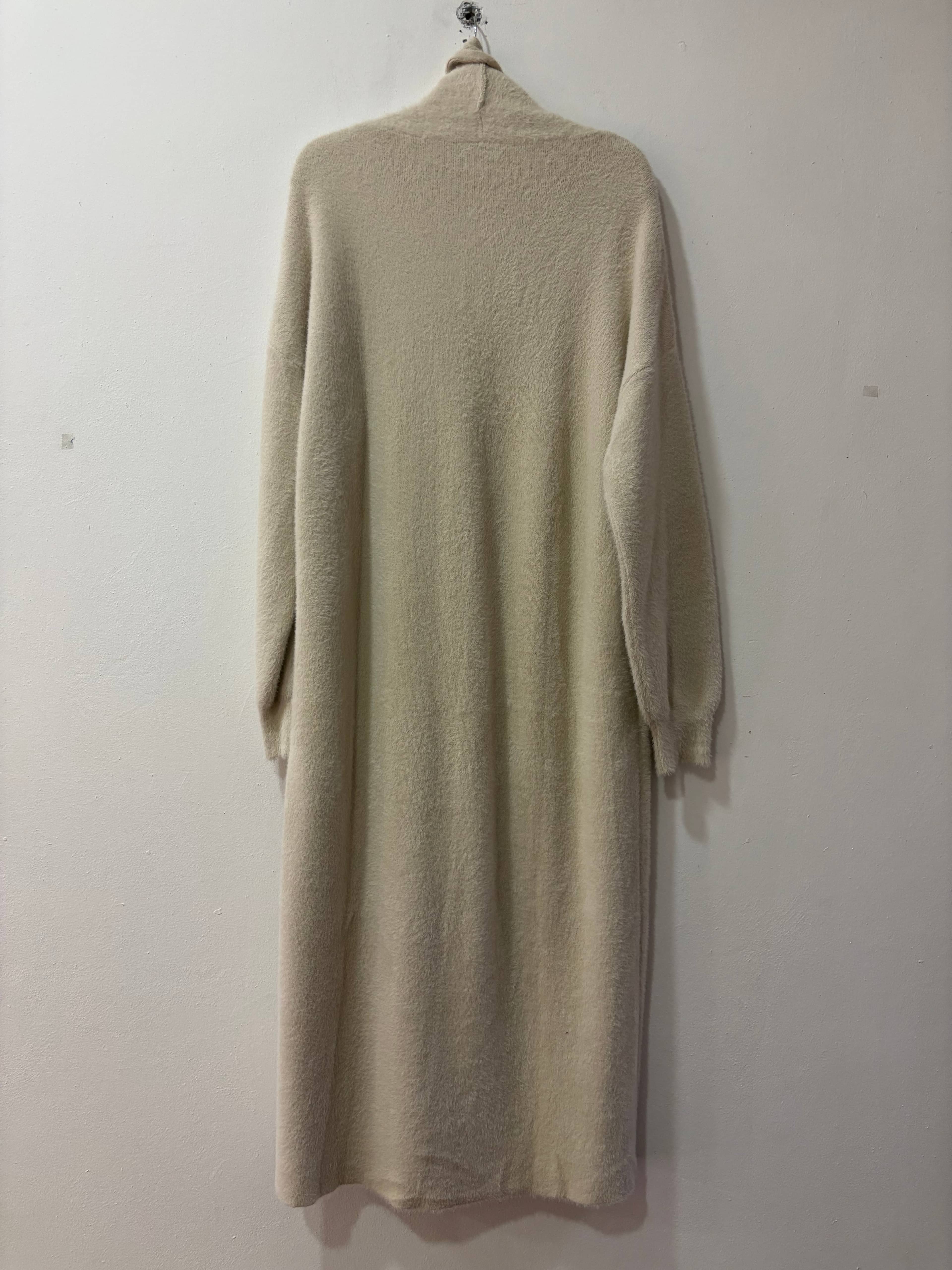 SUNA  PELUŞ HIRKA