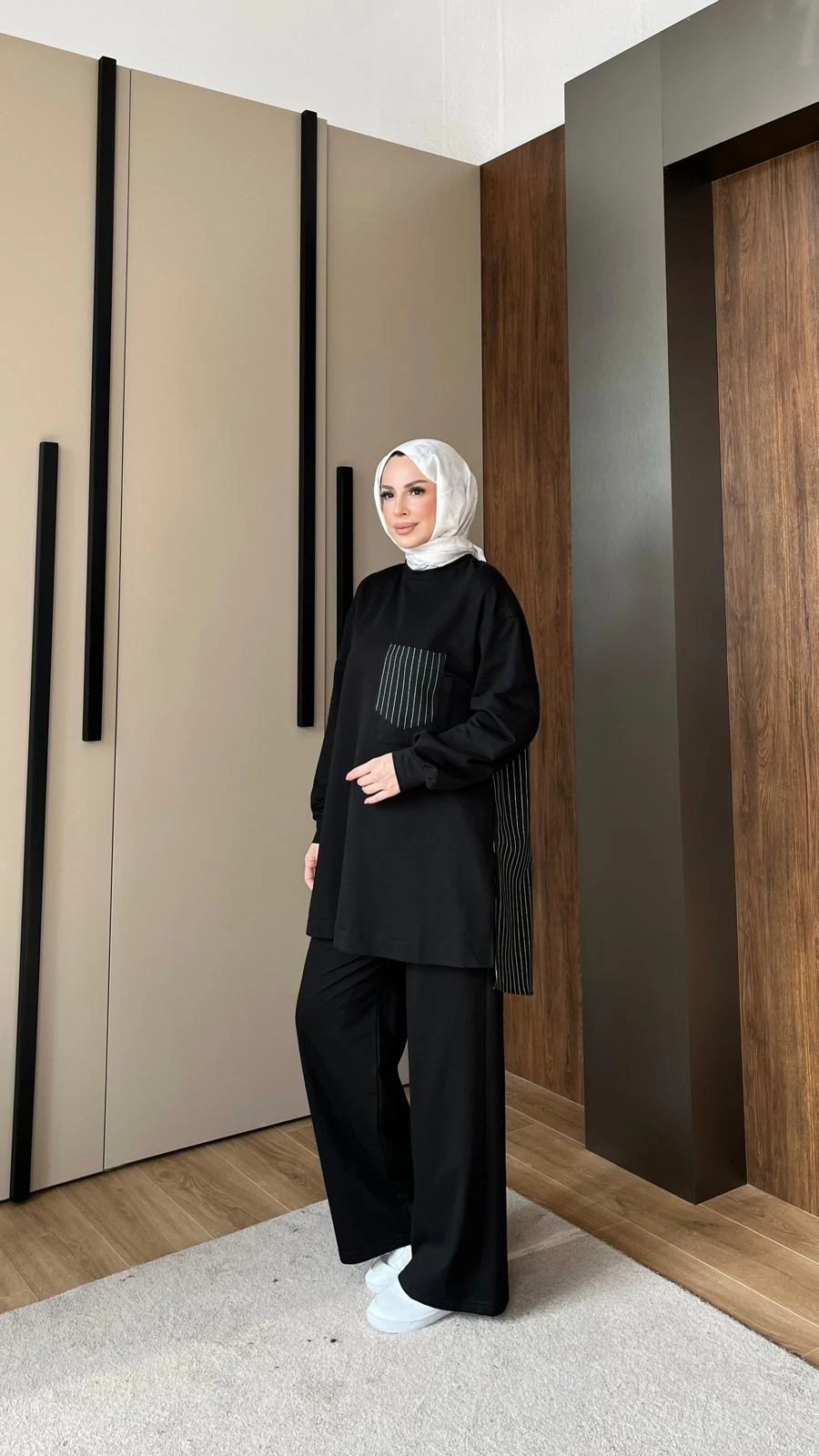 Cep Detaylı Eşofman Takımı - SİYAH