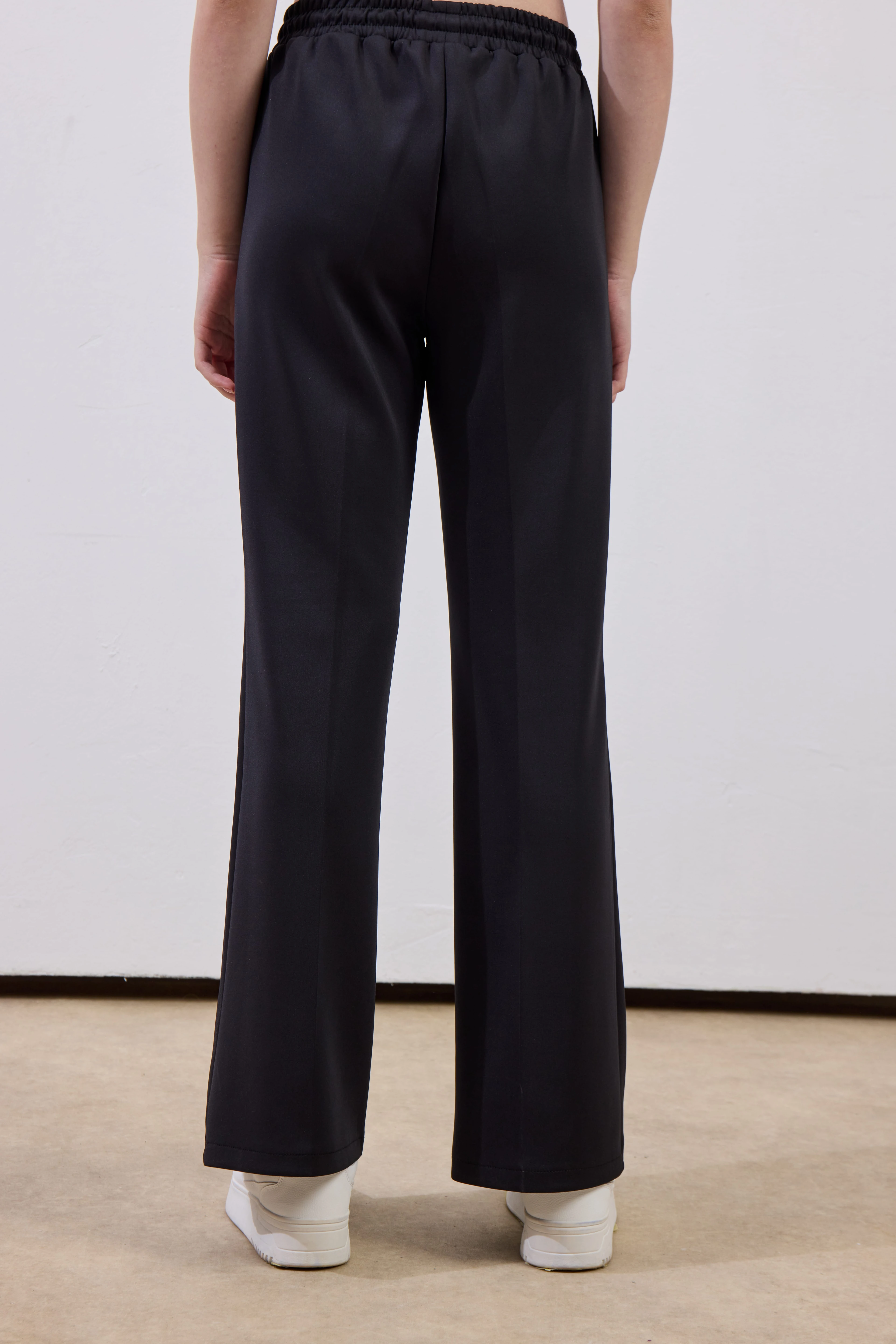 Squba İspanyol Siyah