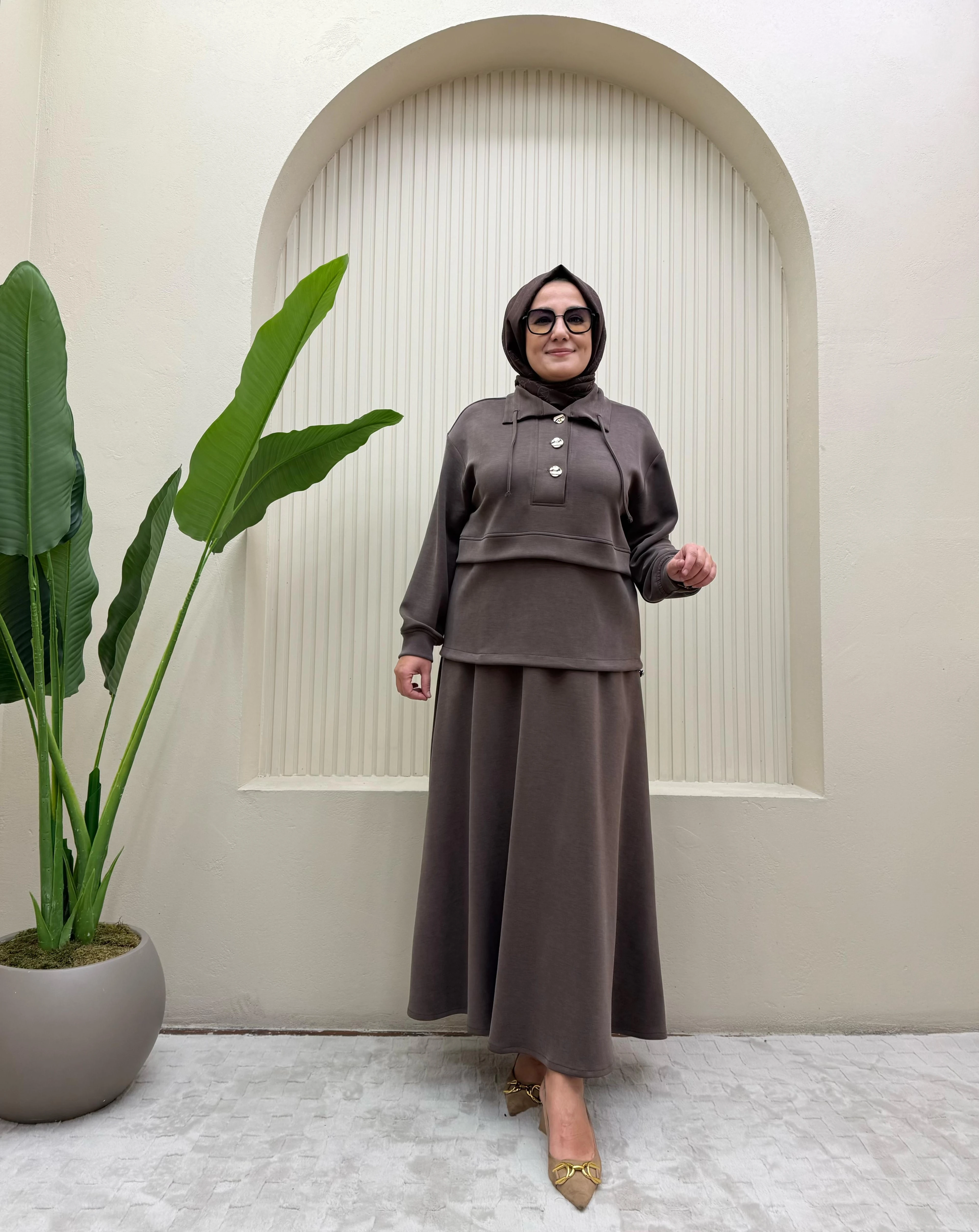 Gold Düğmeli Etekli Takım