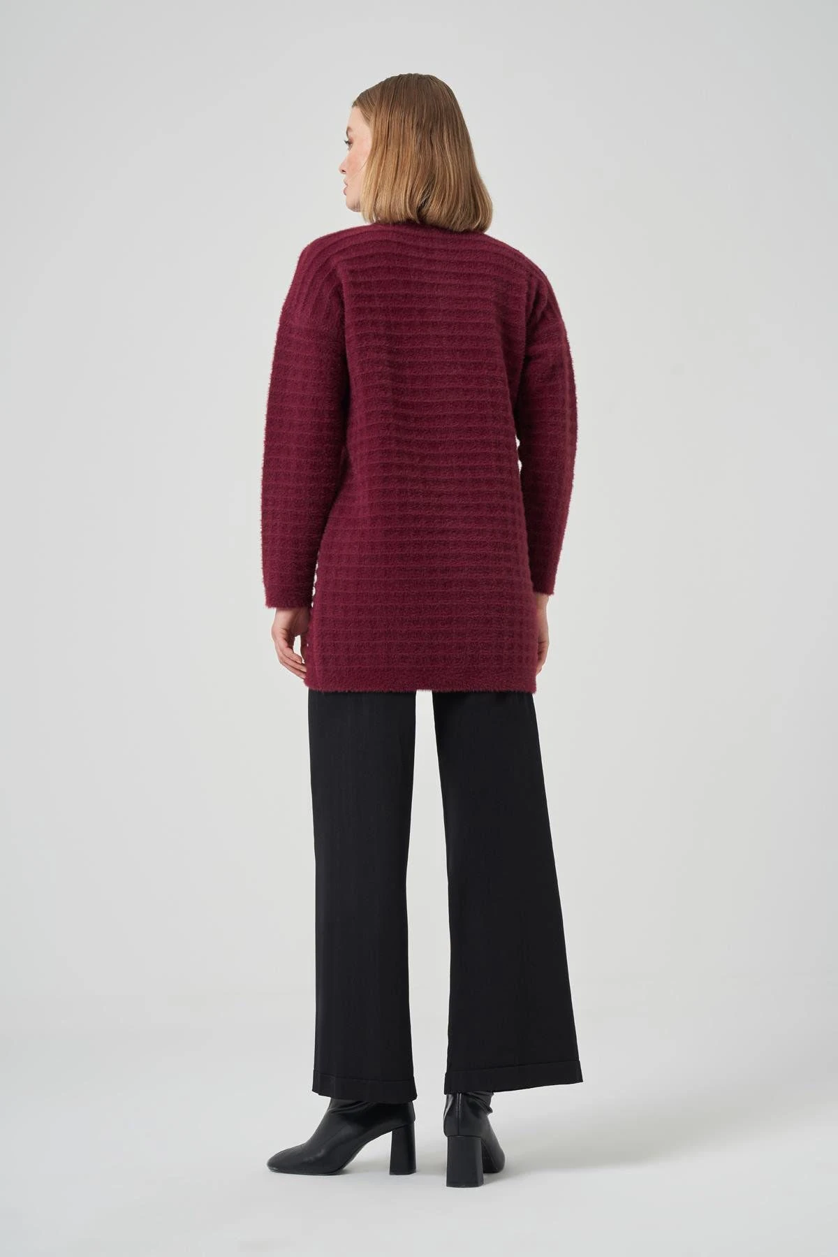 Nuss 7010 Serpme Taş İşlemeli Hırka