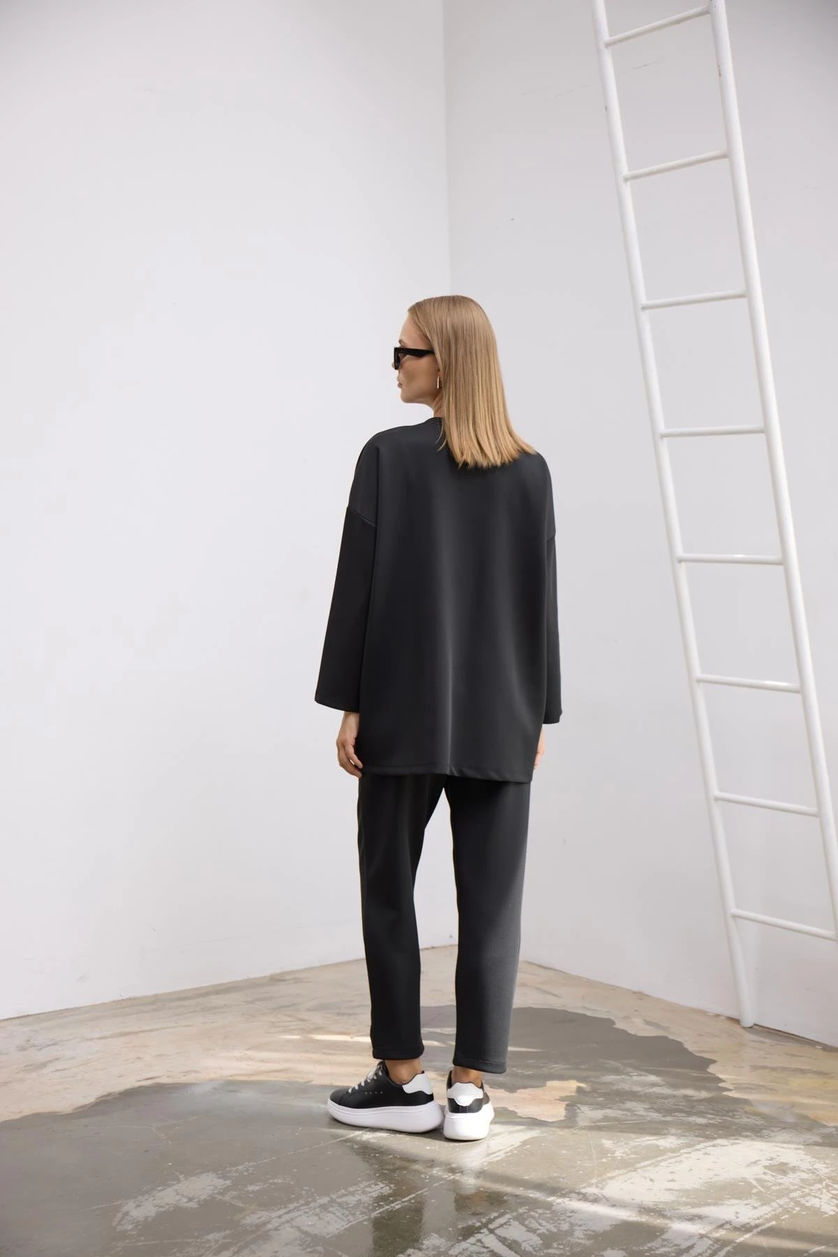 Çiçek Takım-Siyah