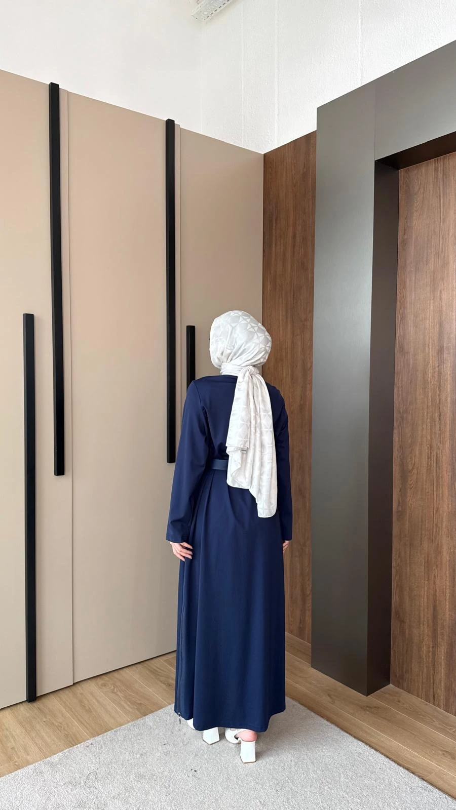 Fermuarlı Modal Elbise