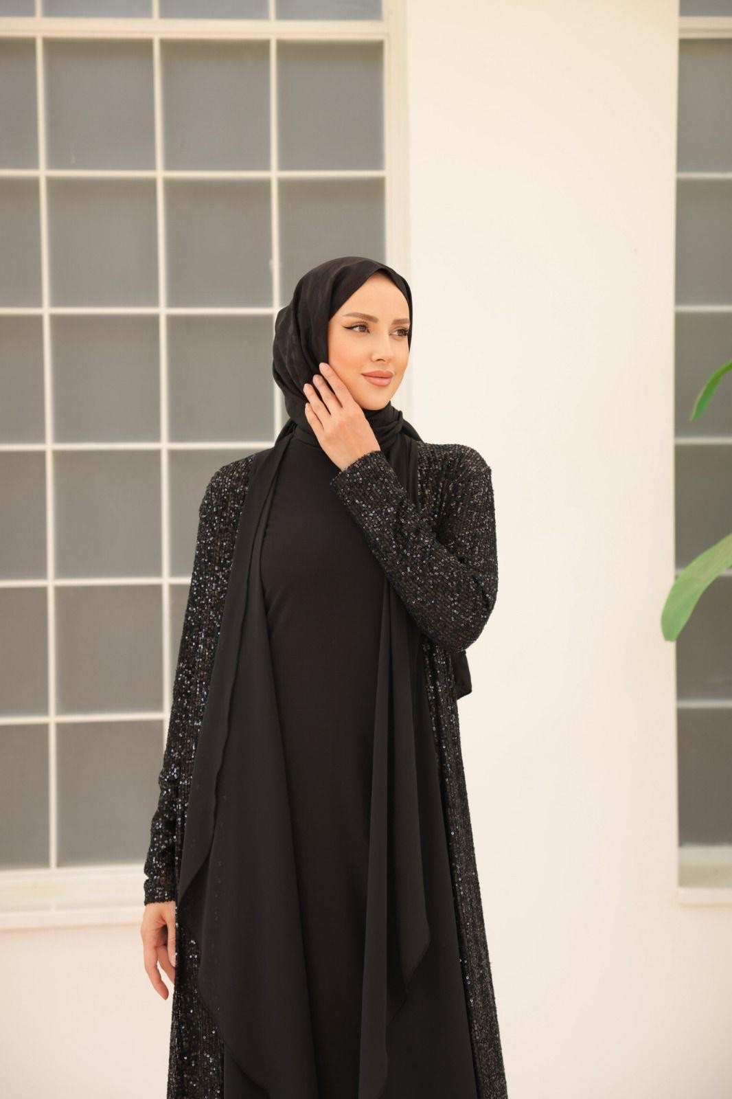 Liva Taşlı Takım-Siyah