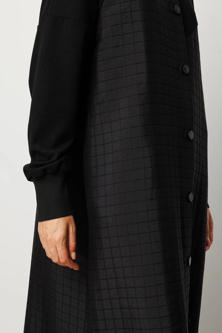 Krep Doku Üst Beden ve Kare Kapitone Jakar Alt Beden Zamansız Mevsimlik Trench 