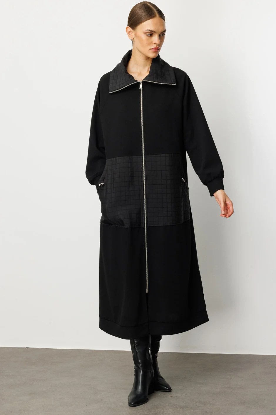 Kare Jakar Kapitone ve Krep Doku Mix Astarlı Mevsimlik Spor Trench Kap