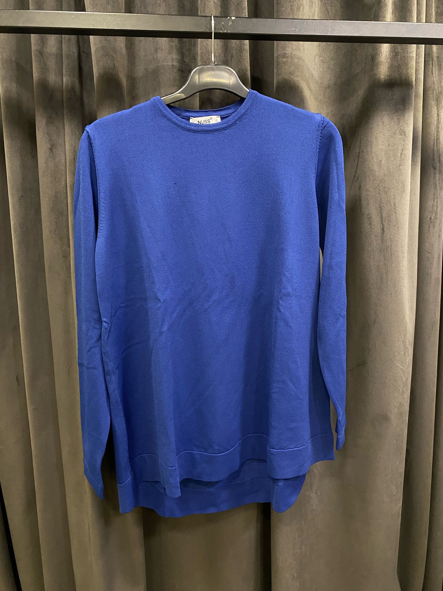 nuss 902 bluz saks