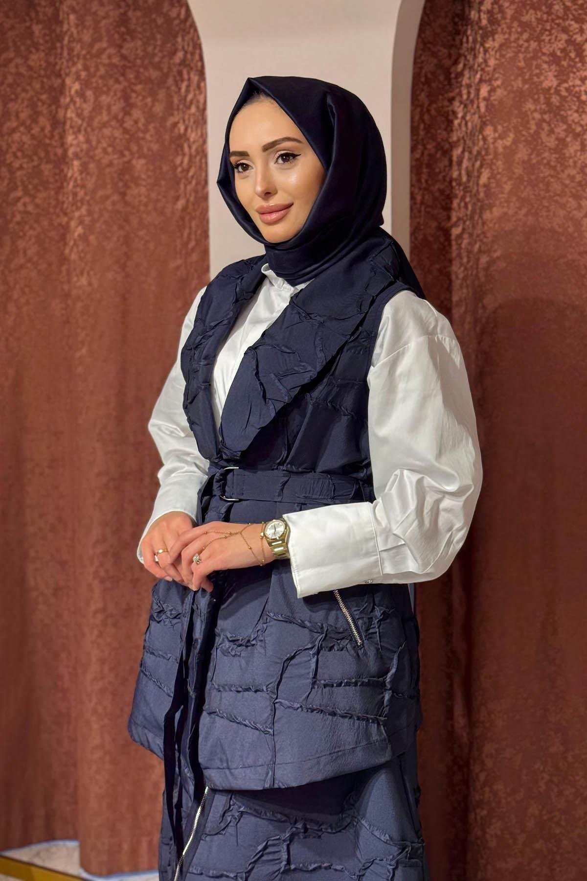 25483 ETEKLİ TAKIM