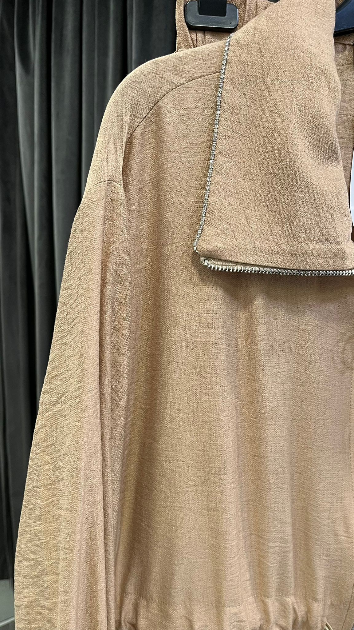 YAKASI TAŞLI TAKIM CAMEL