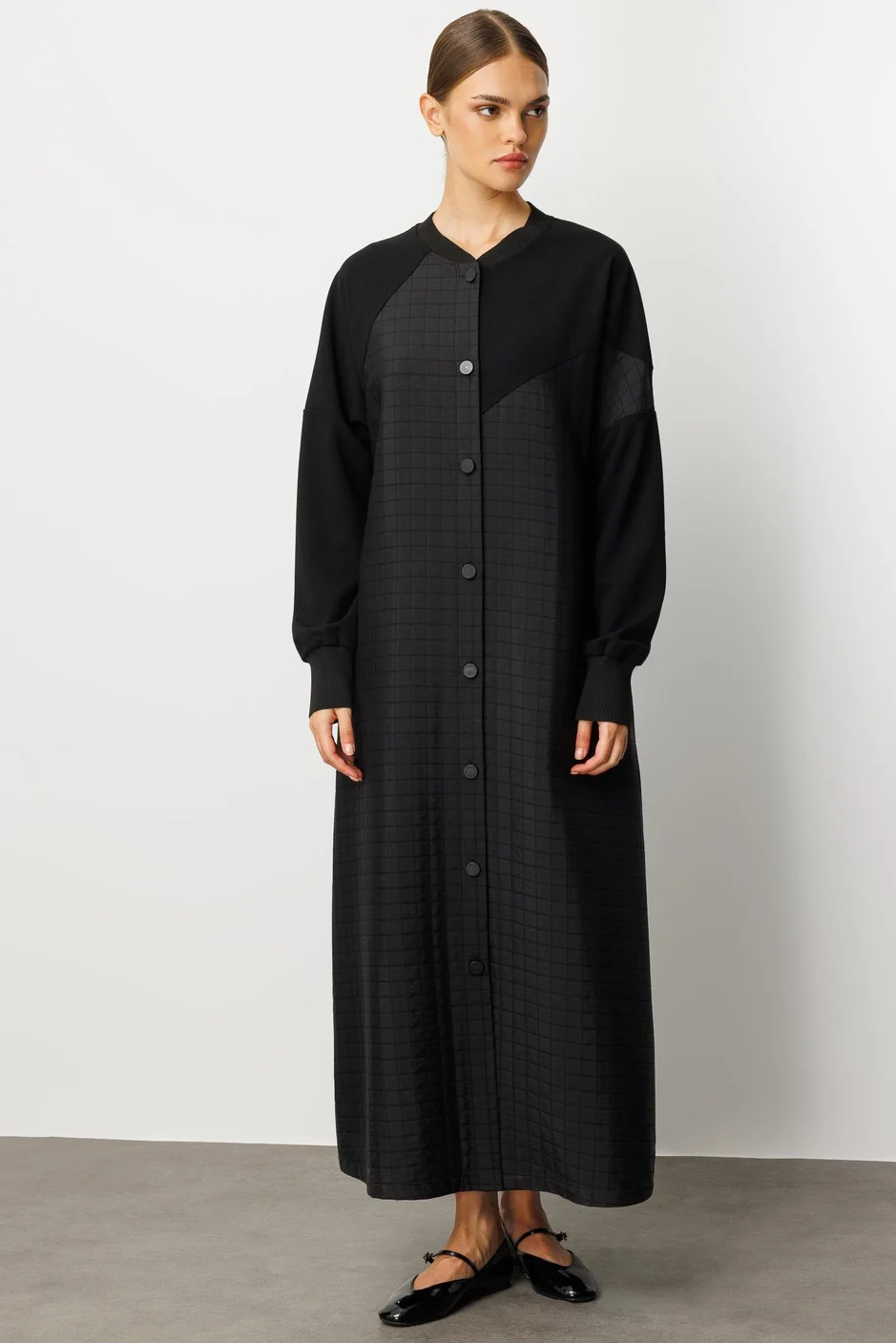 Krep Doku Üst Beden ve Kare Kapitone Jakar Alt Beden Zamansız Mevsimlik Trench 