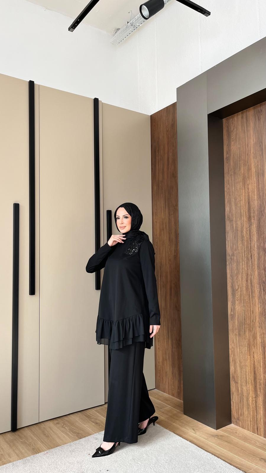 TÜL DETAYLI İŞLEMELİ TAKIM