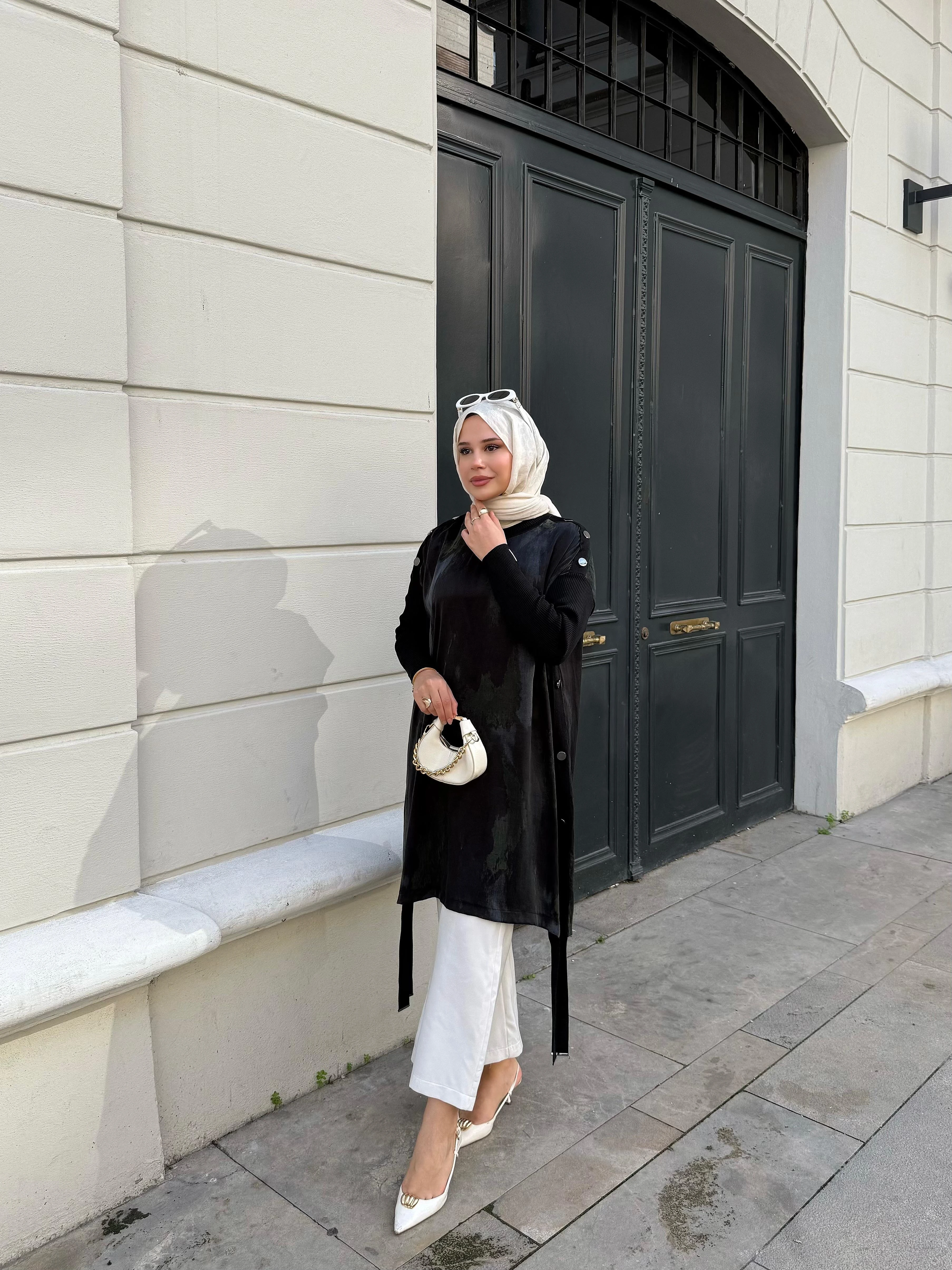 Ebruli Panço - SİYAH