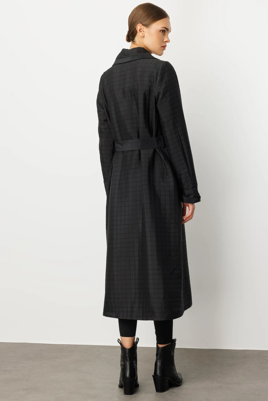 Jakar Kapitone ve Düz Garni Kumaşlı İçi Komple Astarlı Trench Kap