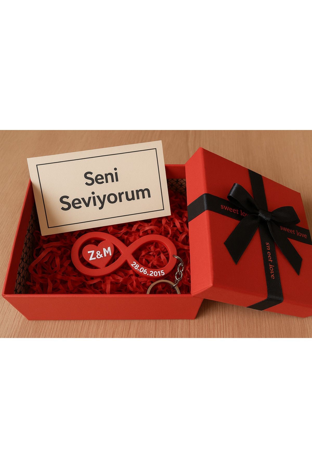 Kişiye Özel Sonsuz Aşk Anahtarlığı Hediye Kutulu (ÖZELLEŞTİRİLEBİLİR)