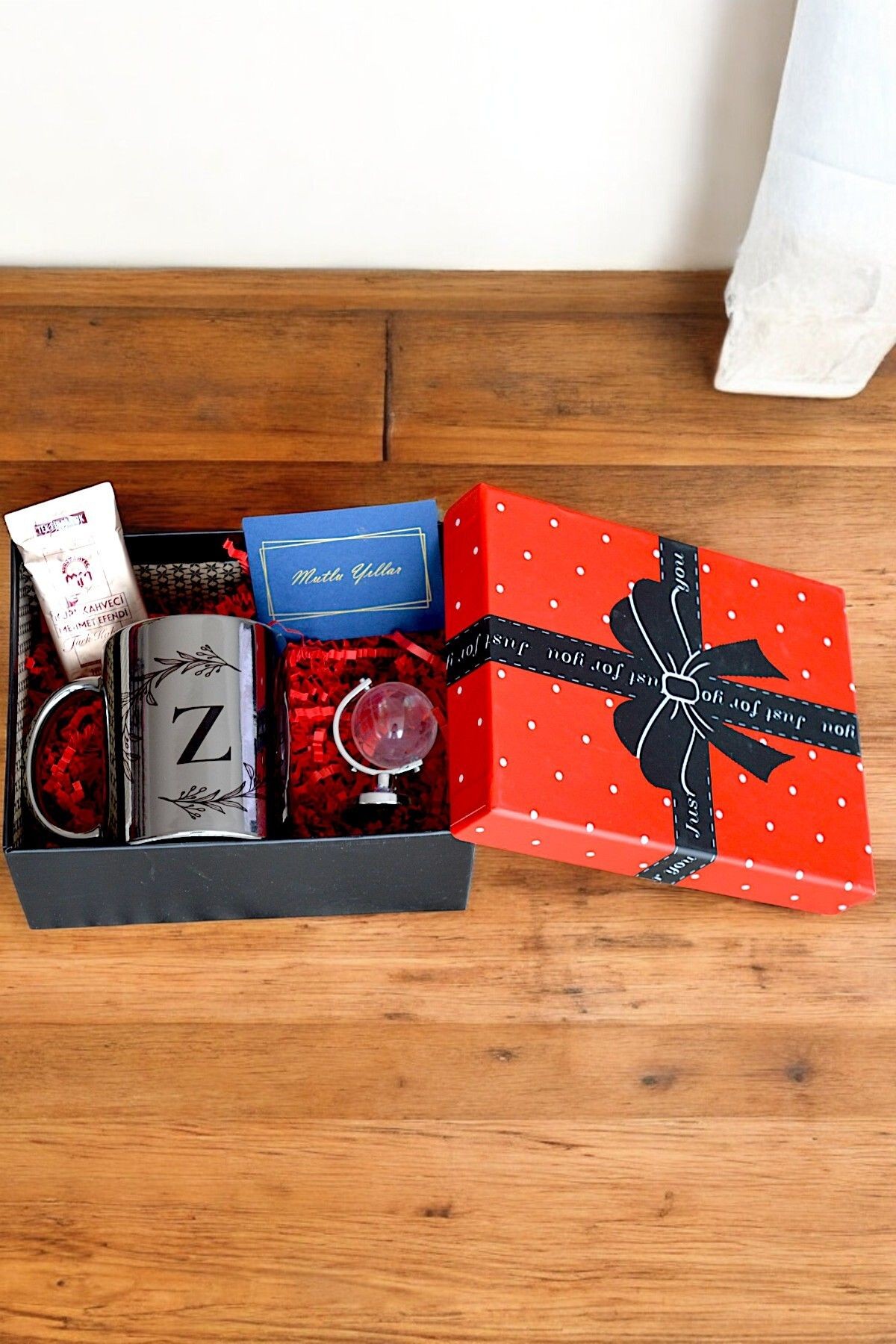 Kişiye Özel Gümüş Renk Kupa Set( Premium Kutusunda)
