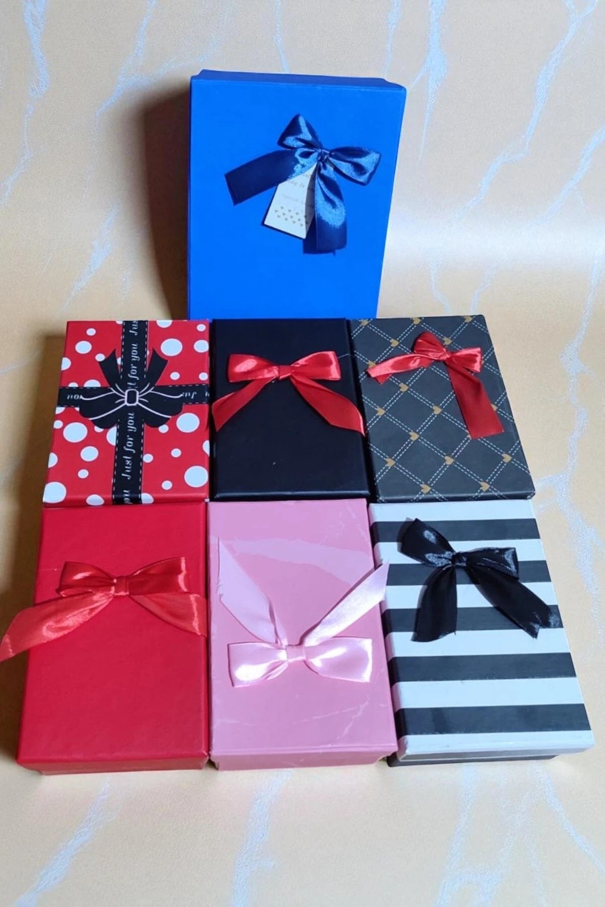 Sevimli Kedi Anahtarlık,Hediye Kutulu ( Not Yazılabilir)