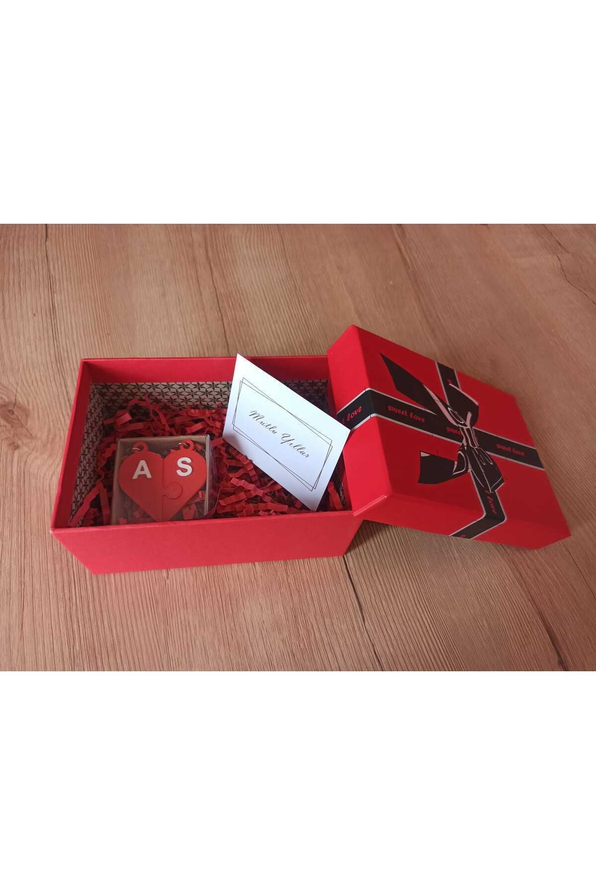 Kişiye Özel Kalp Şeklinde Yapboz Anahtarlık 2'li (ÖZELLEŞTİRİLEBİLİR)