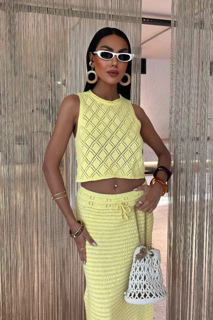 Riviera Kadın Beachwear Ajurlu Sarı Triko Takım – Yazlık Plaj Şıklığı