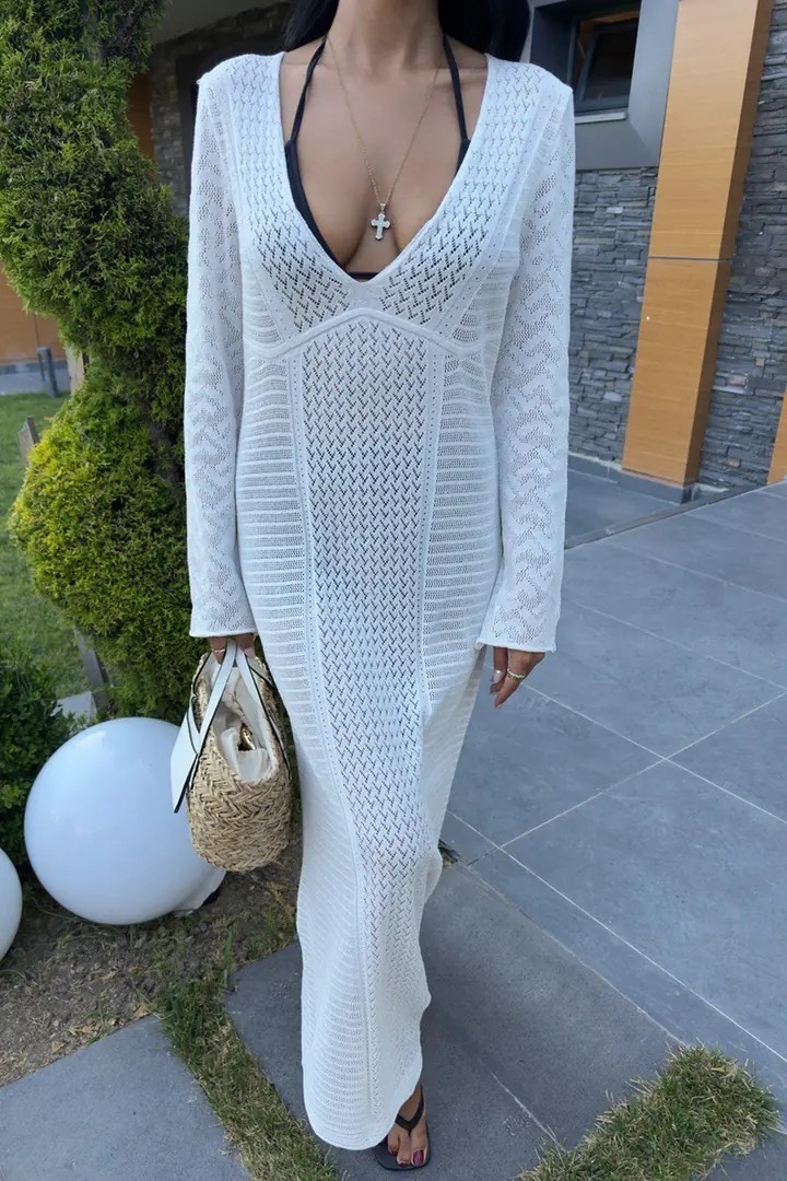 Elara Kadın Beachwear V Yaka Ajurlu Triko Beyaz Plaj Elbise – Şık Yazlık Tasarım
