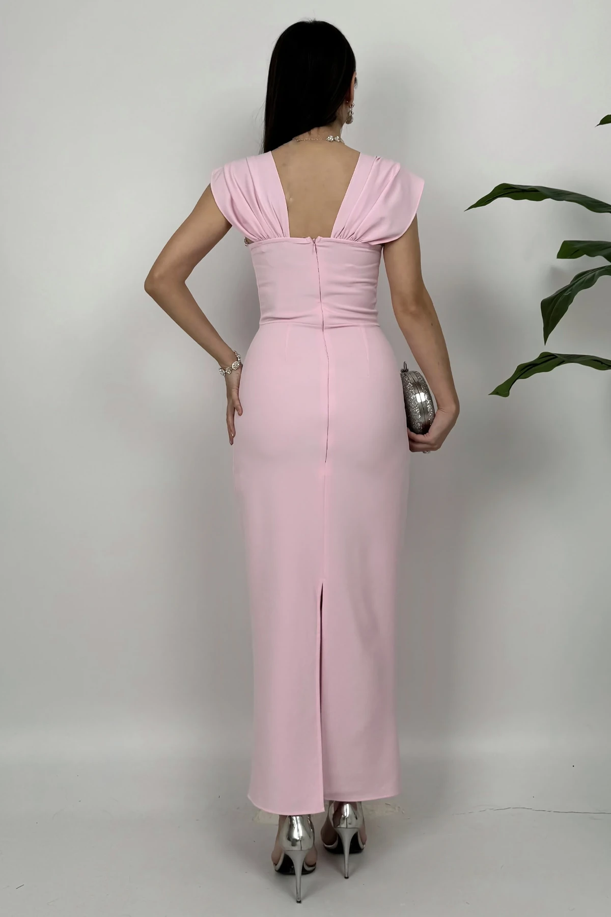 Valentia Madonna Yaka Taş İşlemeli Kalem Pembe Abiye Elbise, Zarif Davet Elbisesi