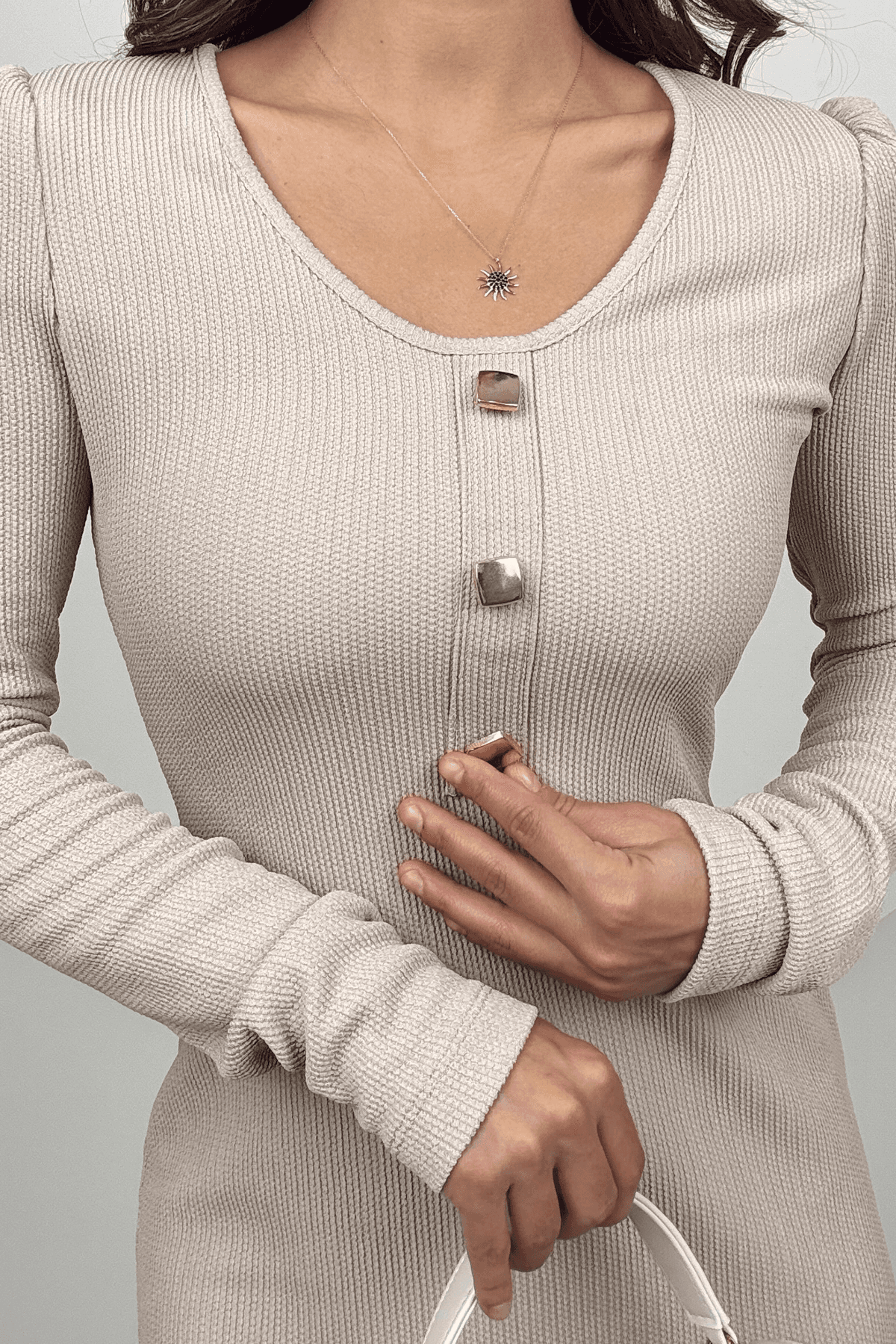 Mira Kadın Uzun Kollu V Yaka Düğmeli Taş Slim Fit Triko Elbise