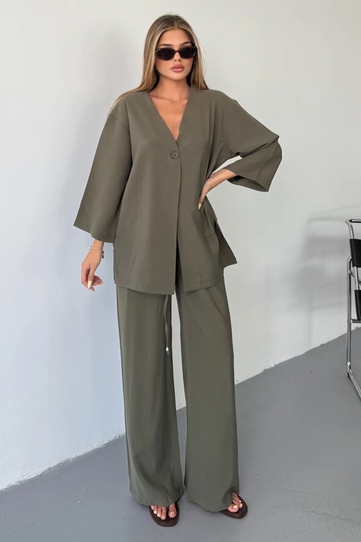 Vena Kadın Cupra Tek Düğme Kimono & Pantolon Haki Takım – Yazlık Konforlu Şıklık ve Modern Kesim
