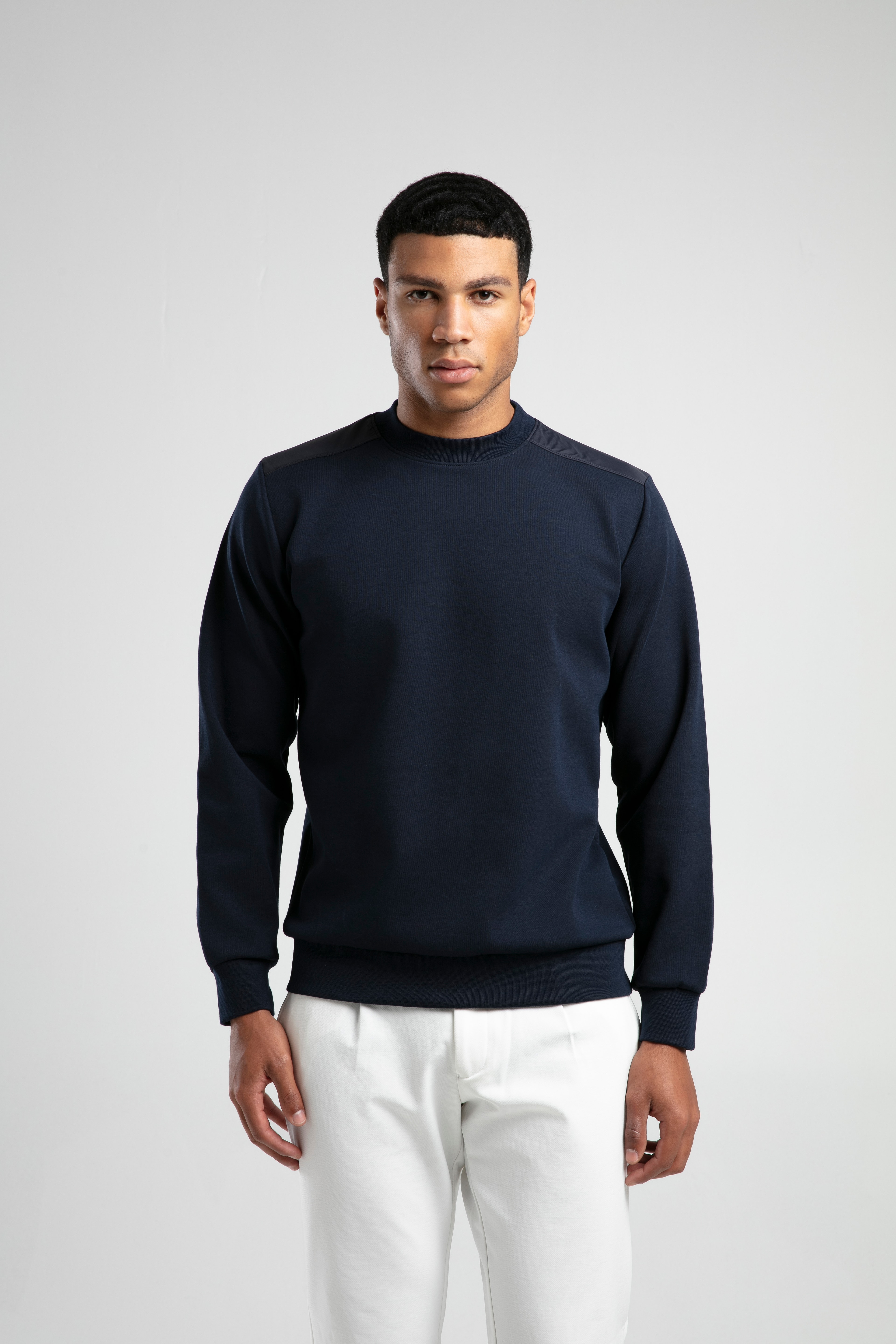 Omuz Detaylı Sweatshirt