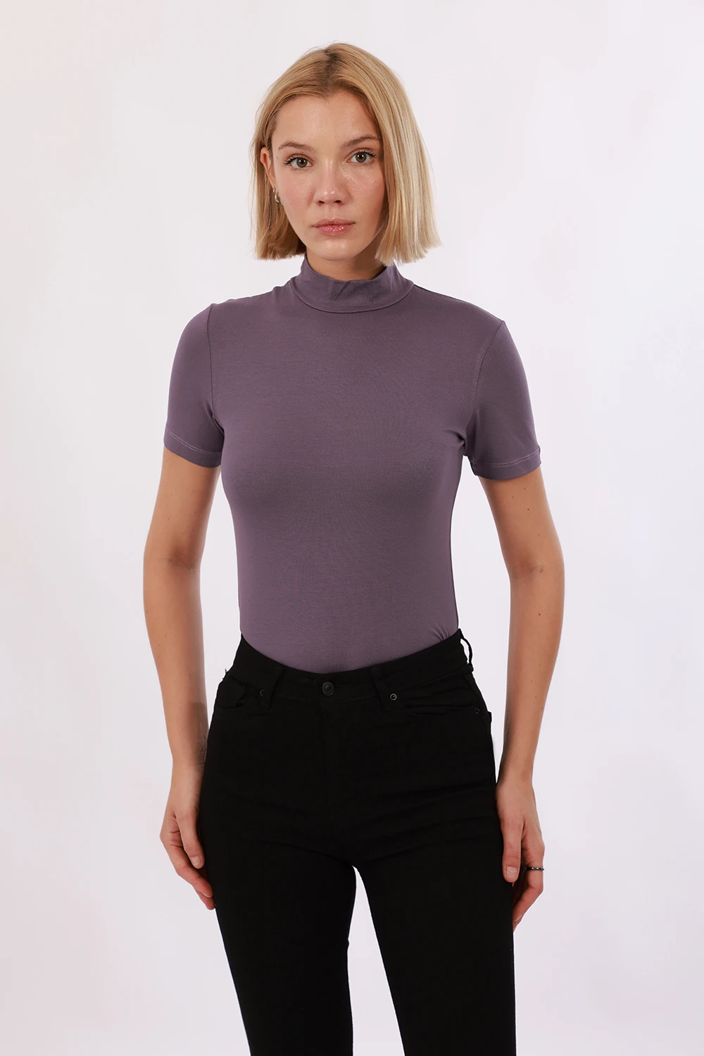 Kadın Kısa Kol Bluz 4’lü Set - Kırmızı,Lacivert,Beyaz,Mor