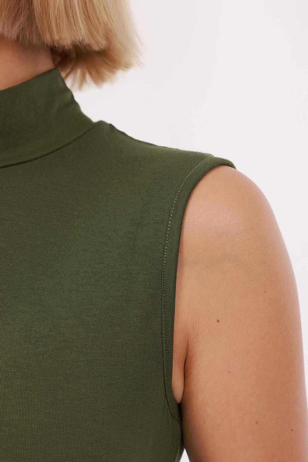 Kadın Kolsuz Bluz - Haki